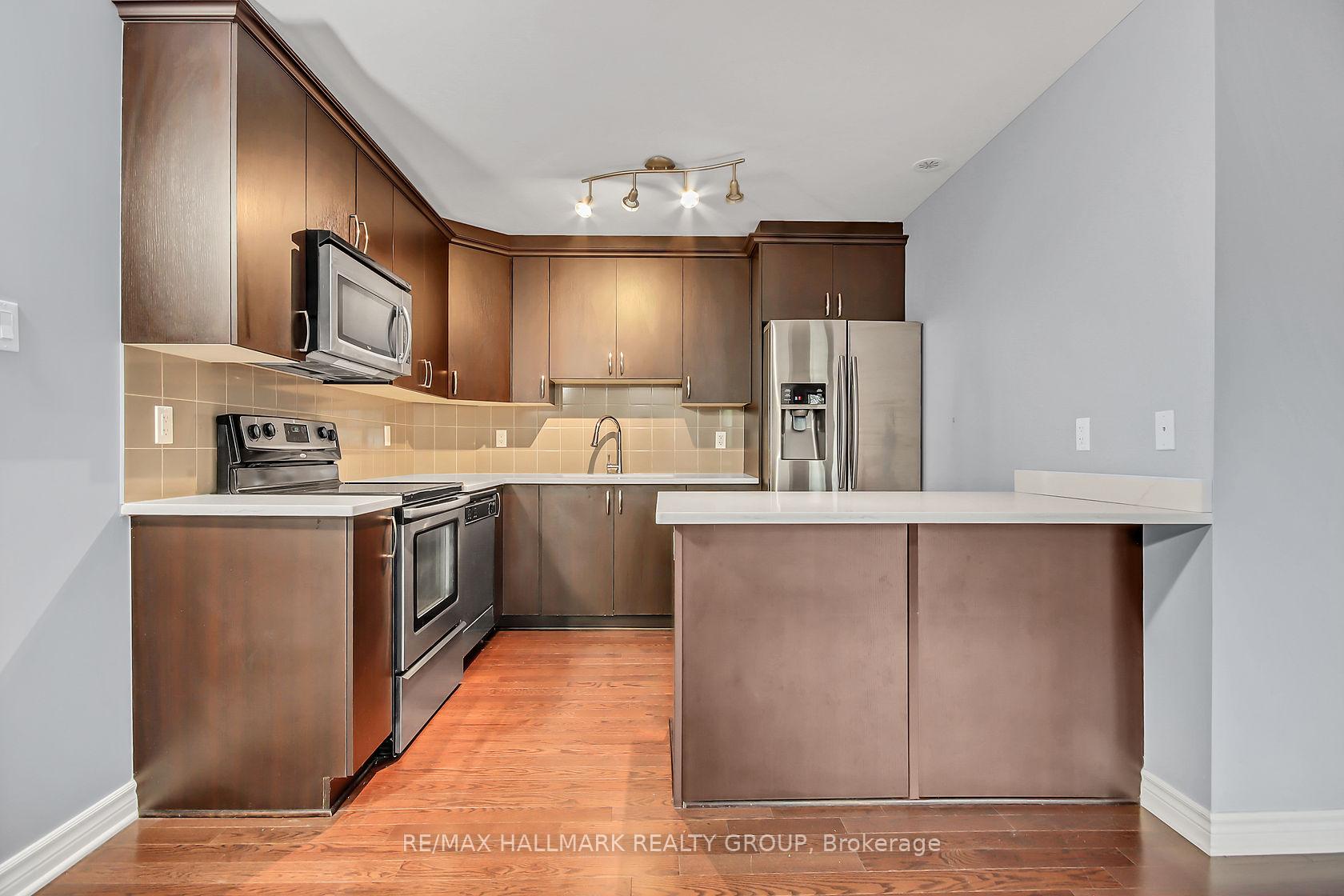 Photo 9 of Unit B, 260 Espresso Private, Ottawa, Blossom Park/Kemp Park/Findlay Creek — HOMEH