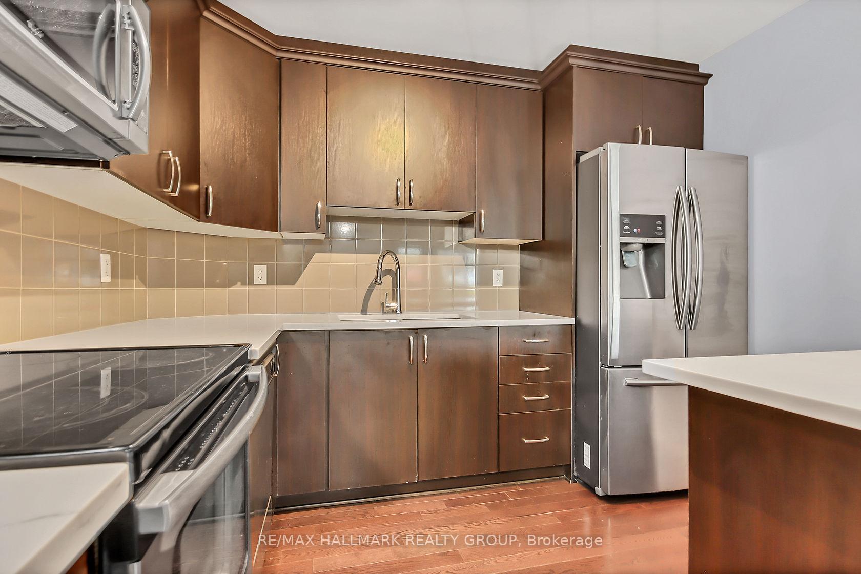 Photo 10 of Unit B, 260 Espresso Private, Ottawa, Blossom Park/Kemp Park/Findlay Creek — HOMEH