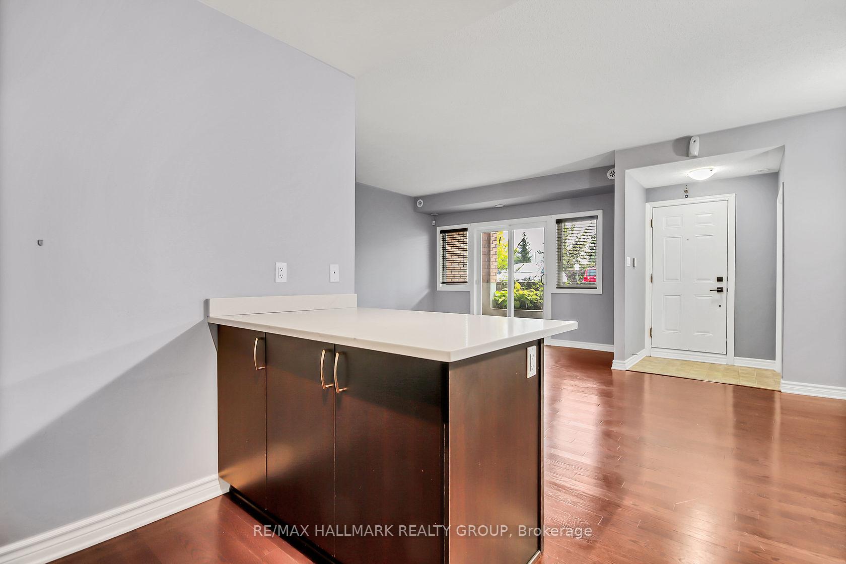 Photo 12 of Unit B, 260 Espresso Private, Ottawa, Blossom Park/Kemp Park/Findlay Creek — HOMEH