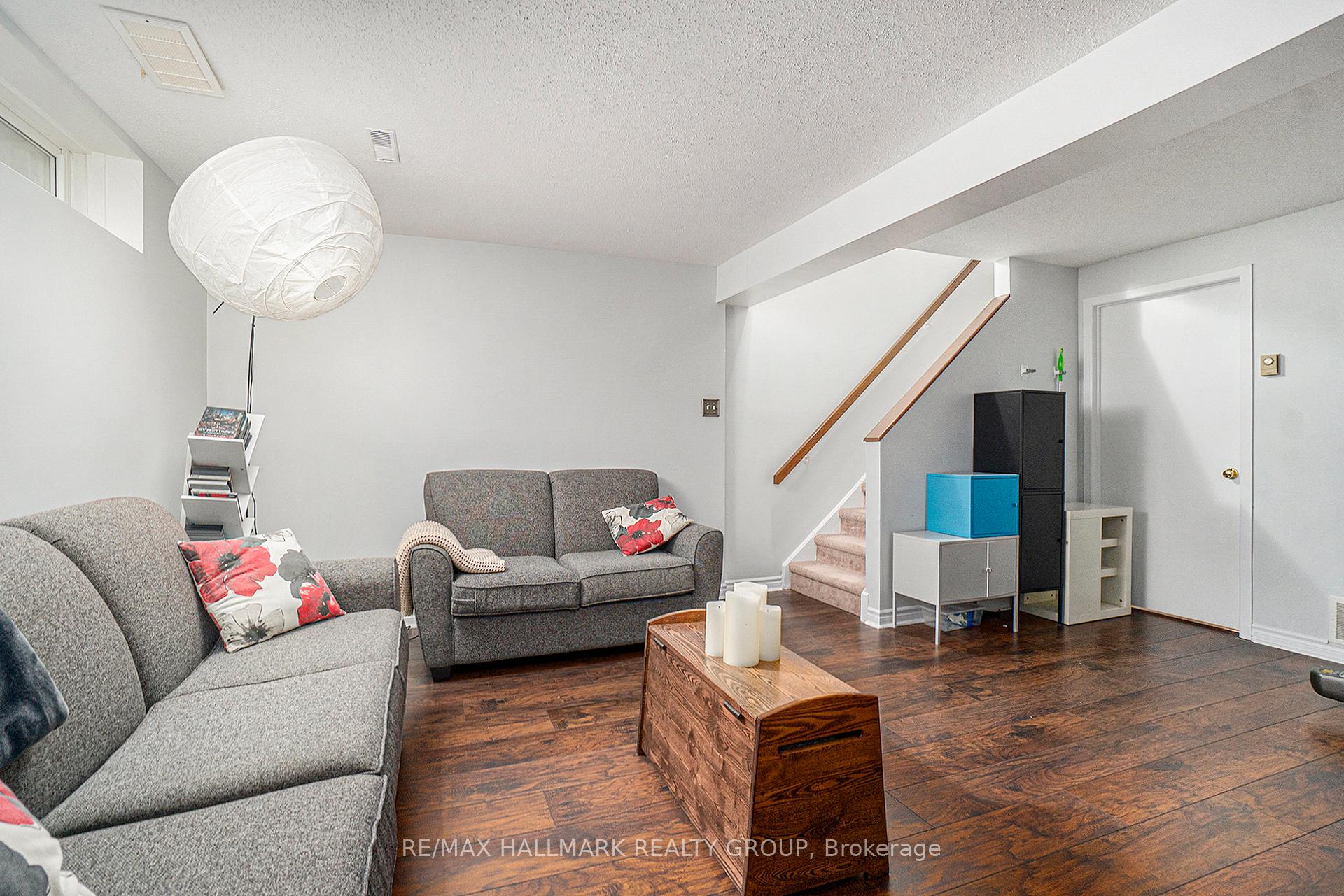 Photo 25 of 124 Bentbrook Crescent, Ottawa, Barrhaven - Heritage Park — HOMEH