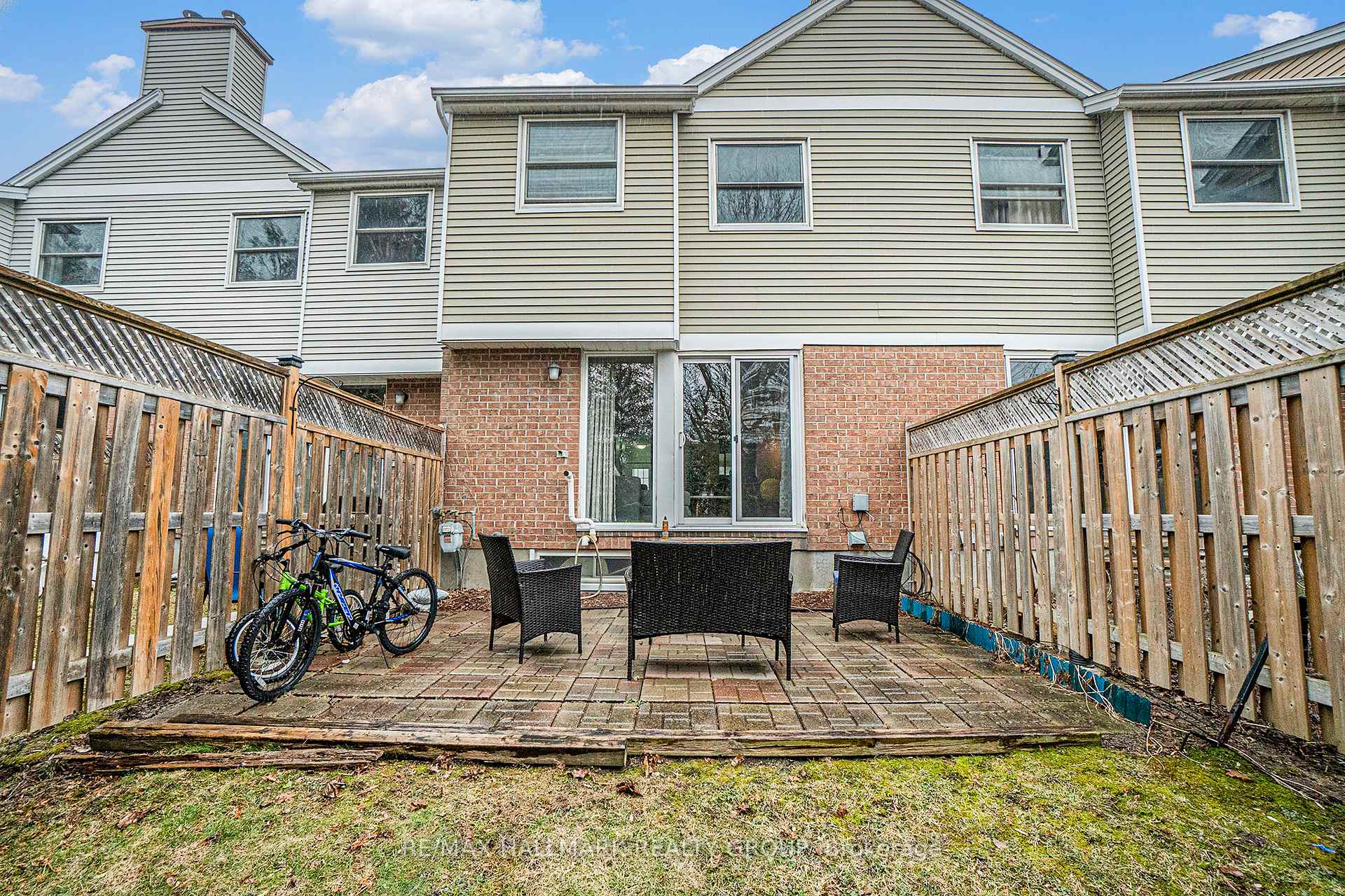Photo 27 of 124 Bentbrook Crescent, Ottawa, Barrhaven - Heritage Park — HOMEH