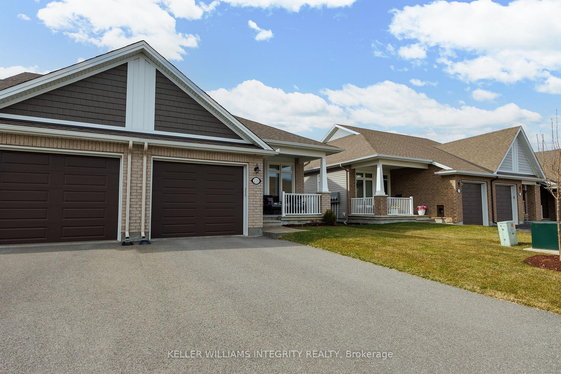 Photo 3 of 225 Maygrass Way, Ottawa, Remainder of Stittsville & Area — HOMEH
