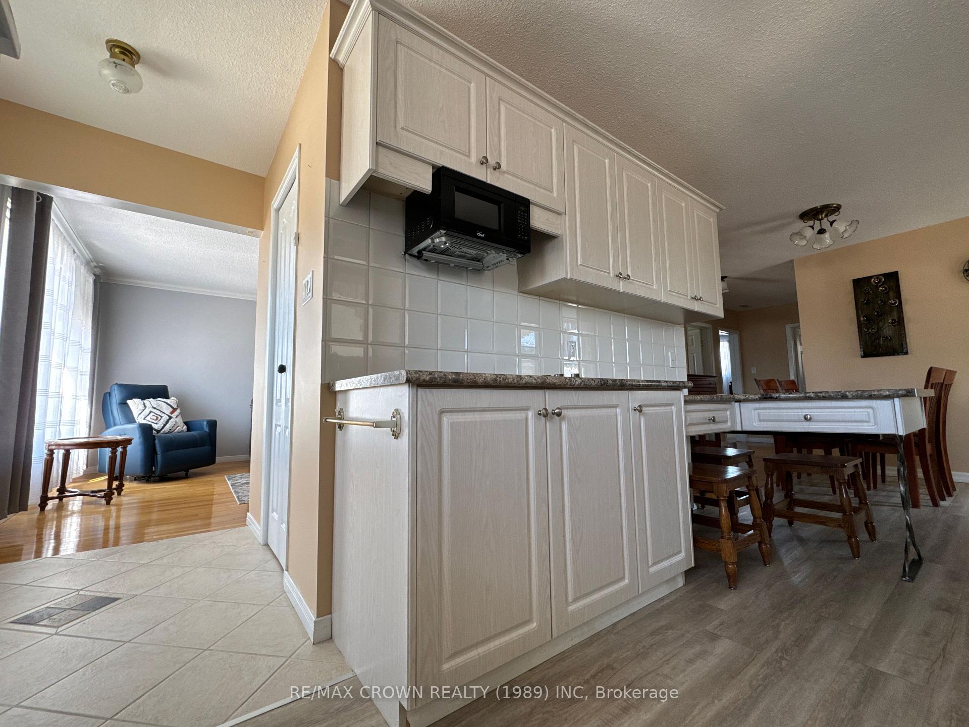 Photo 10 of 904 Cessna Street, Hearst — HOMEH