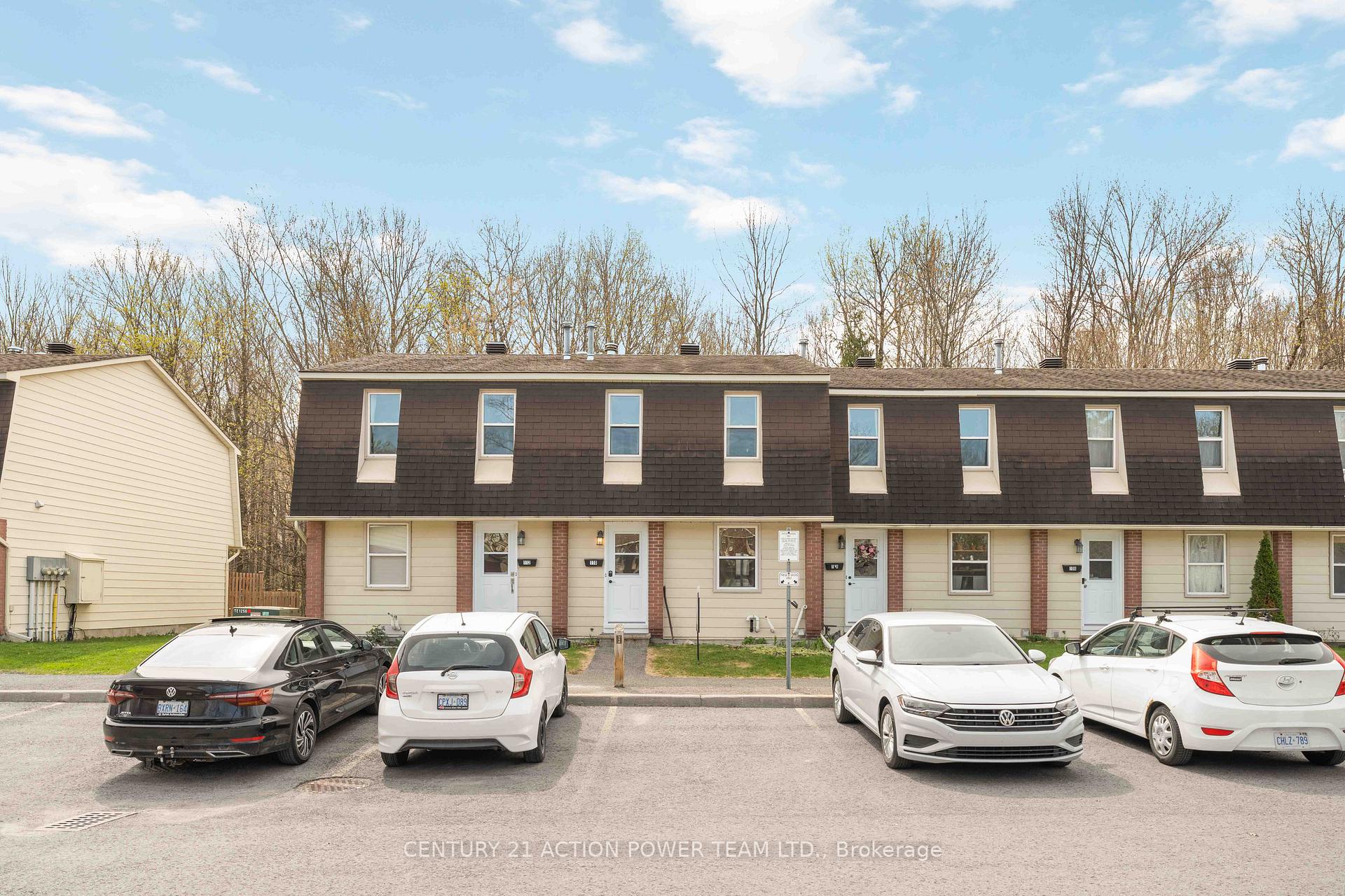 Photo 4 of Unit 6, 110 Glen Park Drive, Ottawa, Blackburn Hamlet (South) — HOMEH