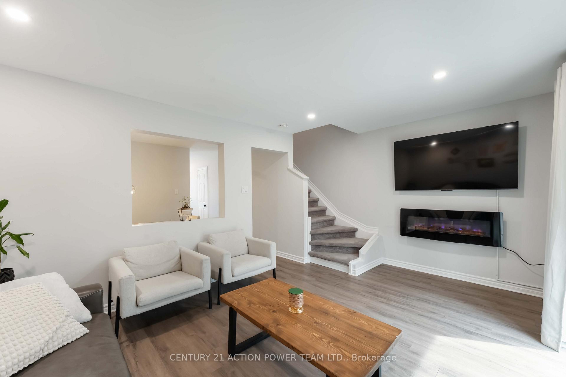 Photo 19 of Unit 6, 110 Glen Park Drive, Ottawa, Blackburn Hamlet (South) — HOMEH