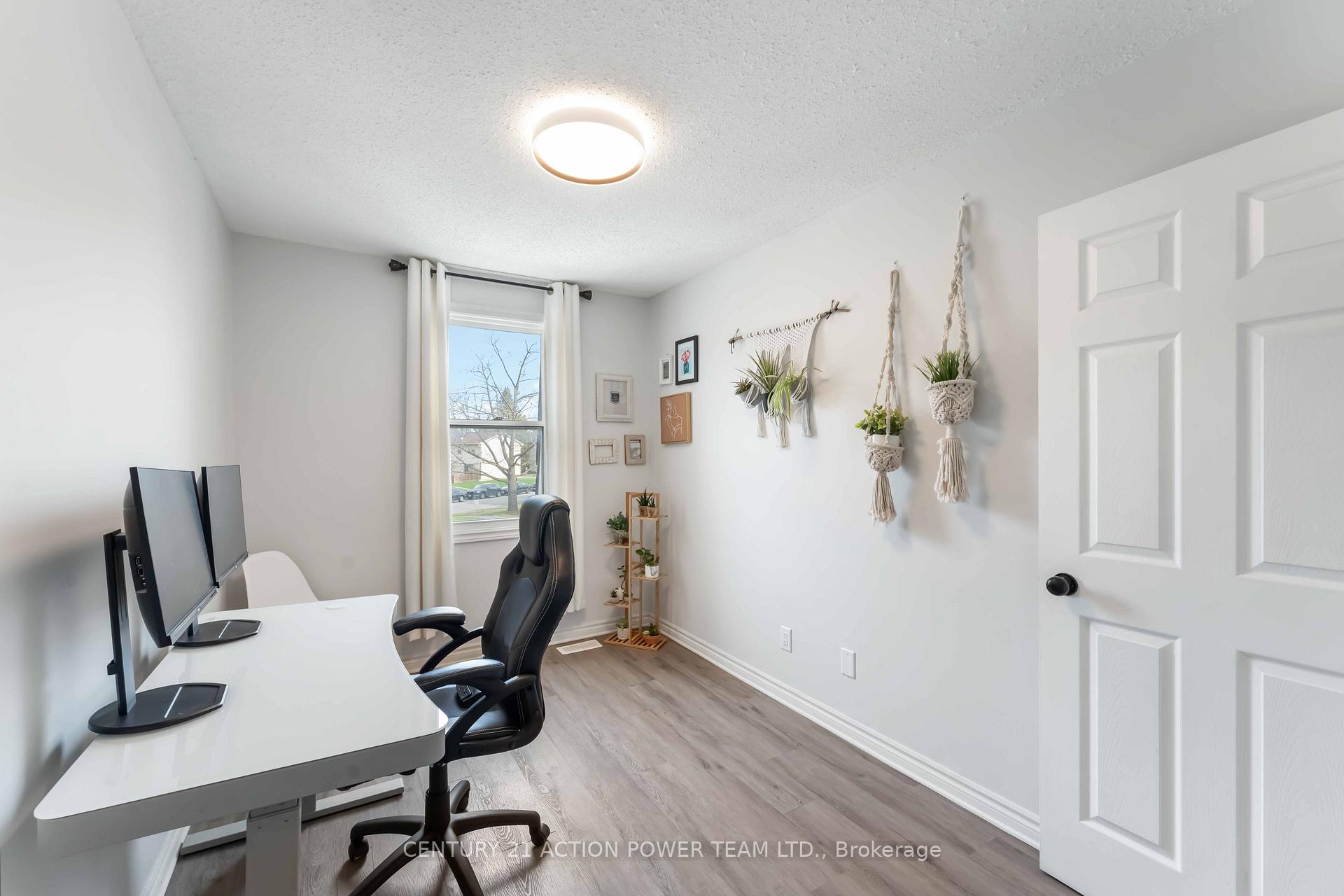 Photo 23 of Unit 6, 110 Glen Park Drive, Ottawa, Blackburn Hamlet (South) — HOMEH