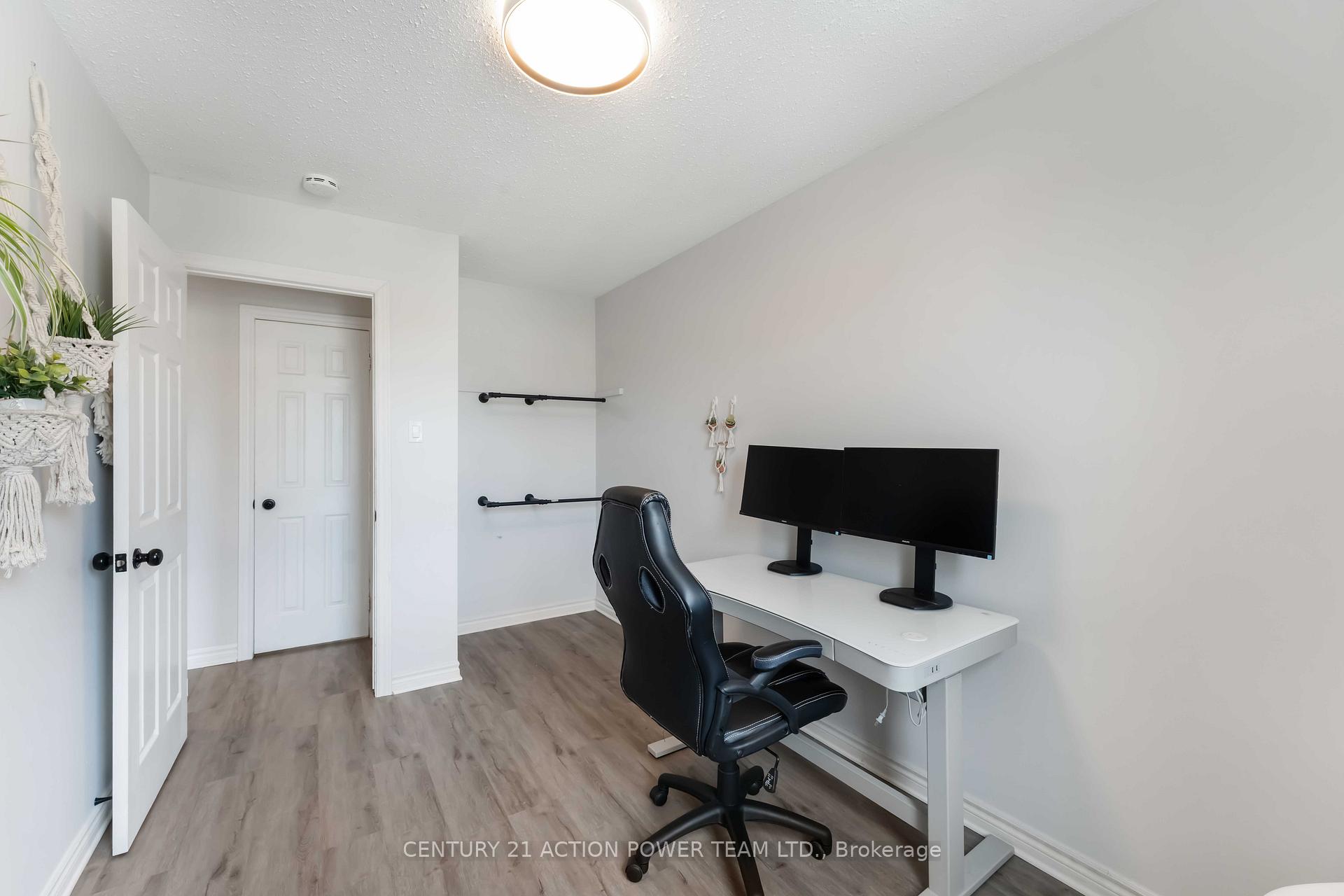 Photo 24 of Unit 6, 110 Glen Park Drive, Ottawa, Blackburn Hamlet (South) — HOMEH