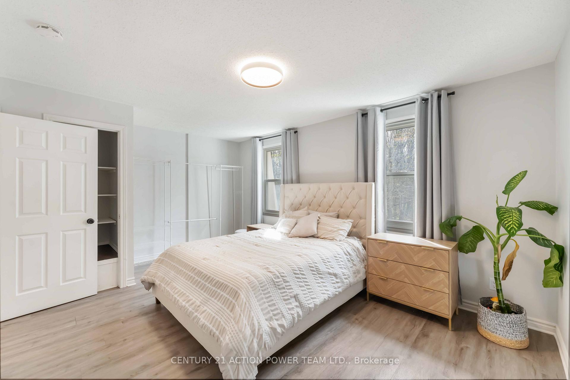 Photo 30 of Unit 6, 110 Glen Park Drive, Ottawa, Blackburn Hamlet (South) — HOMEH