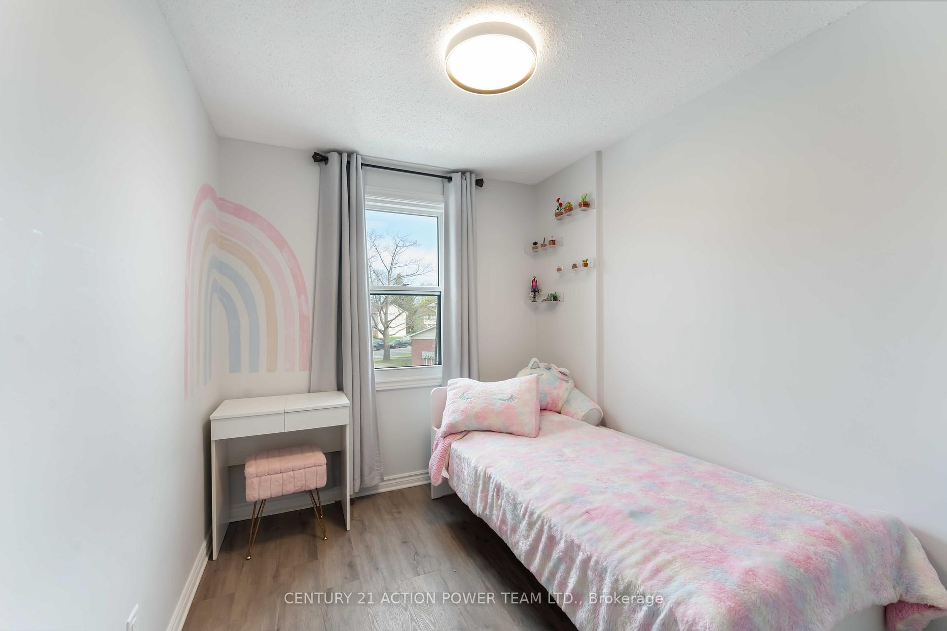 Photo 32 of Unit 6, 110 Glen Park Drive, Ottawa, Blackburn Hamlet (South) — HOMEH