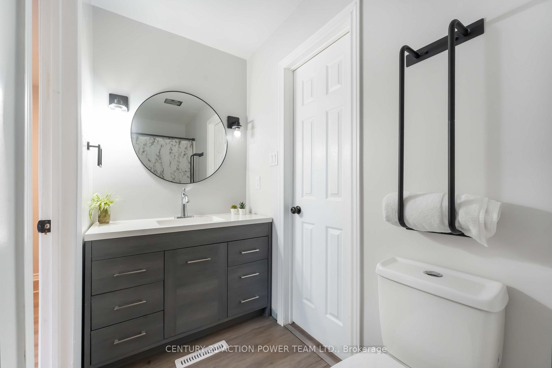 Photo 35 of Unit 6, 110 Glen Park Drive, Ottawa, Blackburn Hamlet (South) — HOMEH