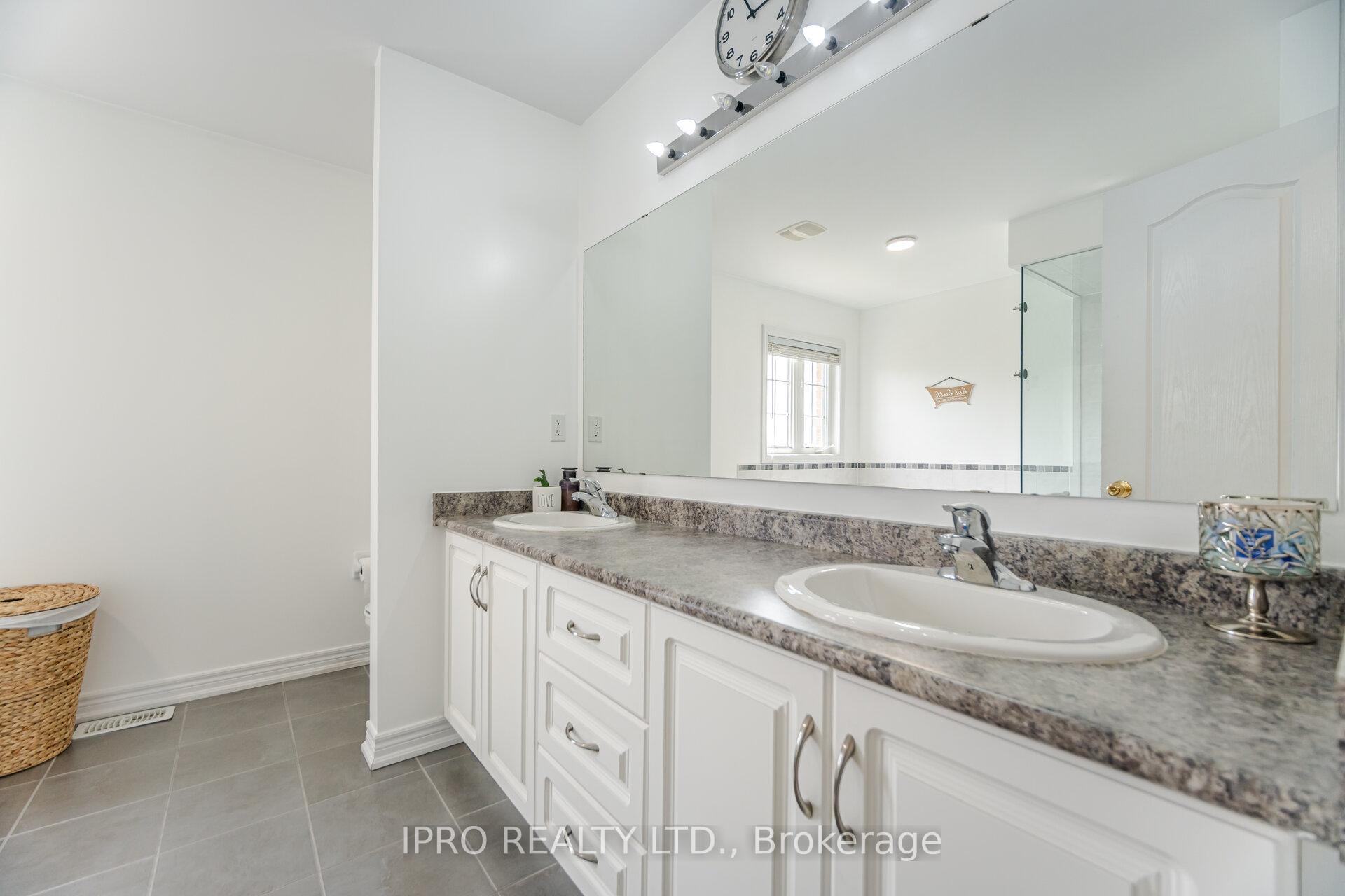 Photo 15 of 175 Bellchase Trail, Brampton, Bram East — HOMEH