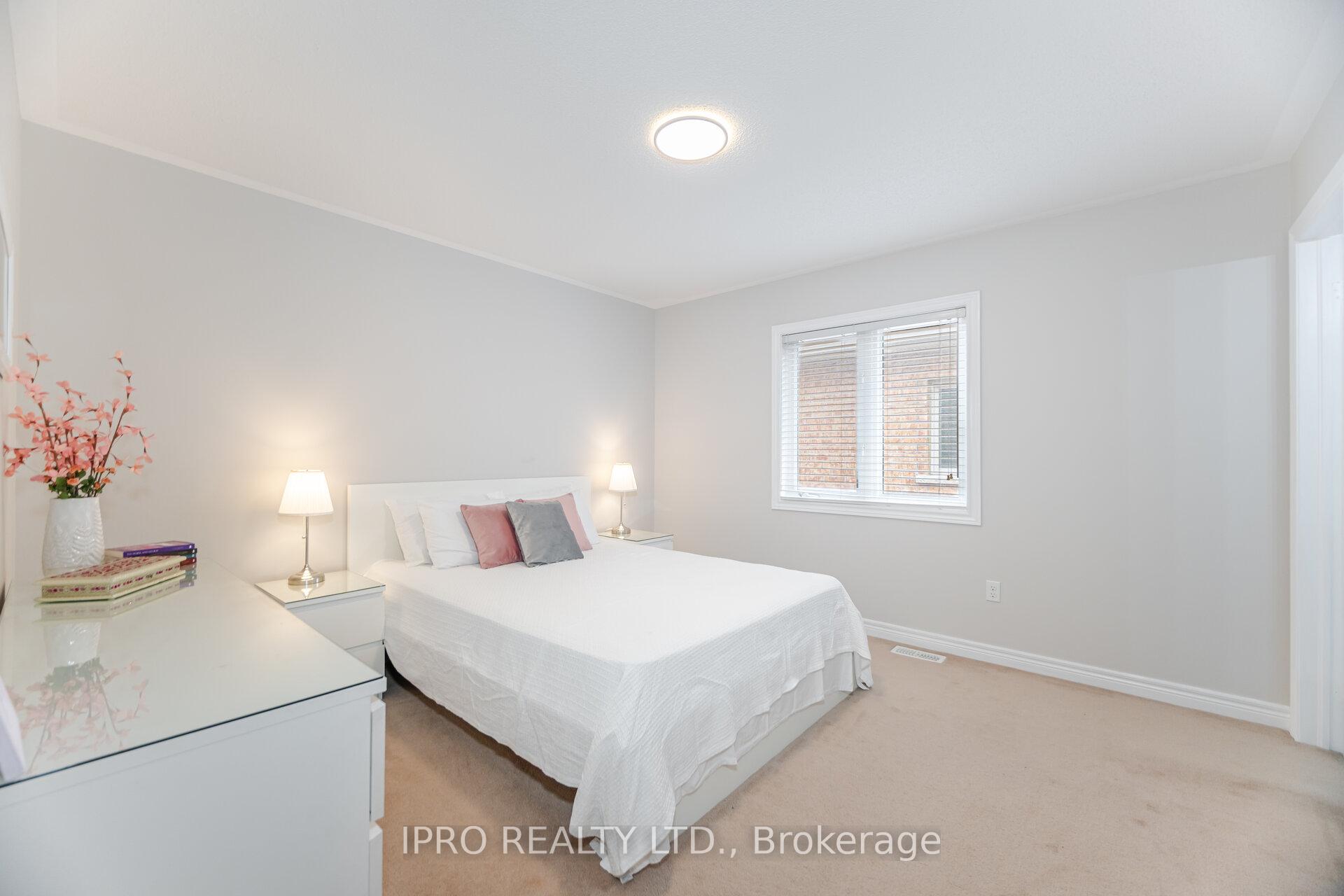 Photo 43 of 175 Bellchase Trail, Brampton, Bram East — HOMEH