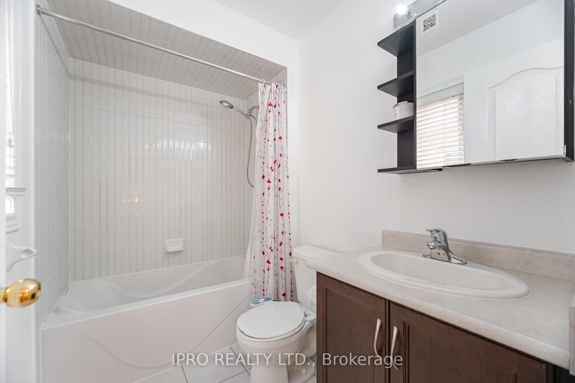 Photo 17 of 175 Bellchase Trail, Brampton, Bram East — HOMEH
