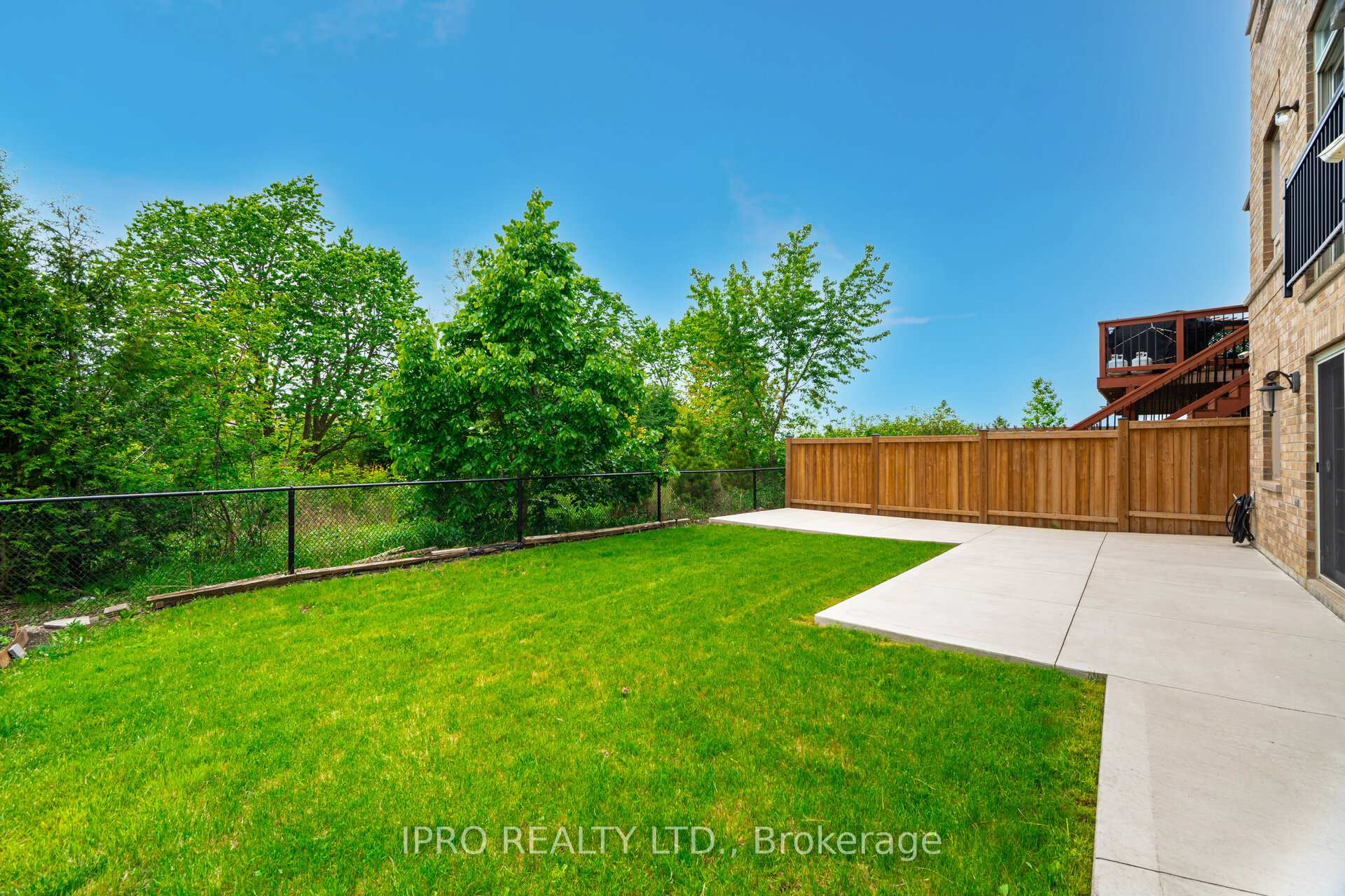 Photo 48 of 175 Bellchase Trail, Brampton, Bram East — HOMEH