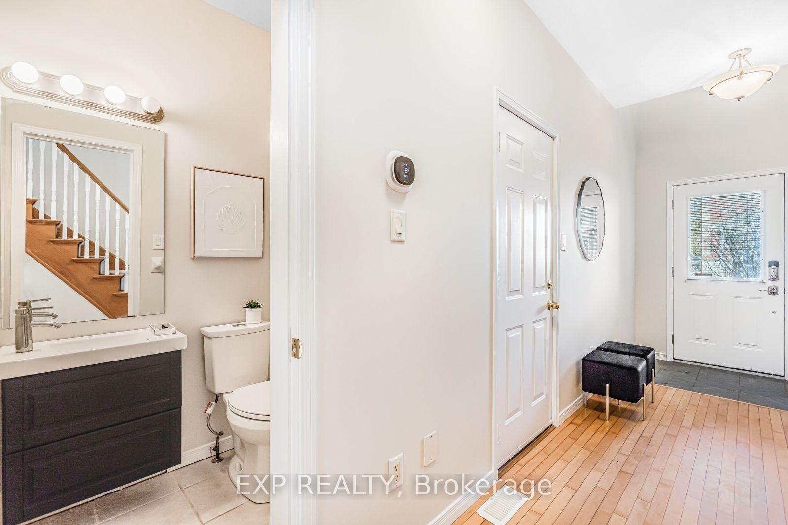 Photo 4 of Unit 10, 81 Valridge Drive, Hamilton, Ancaster — HOMEH