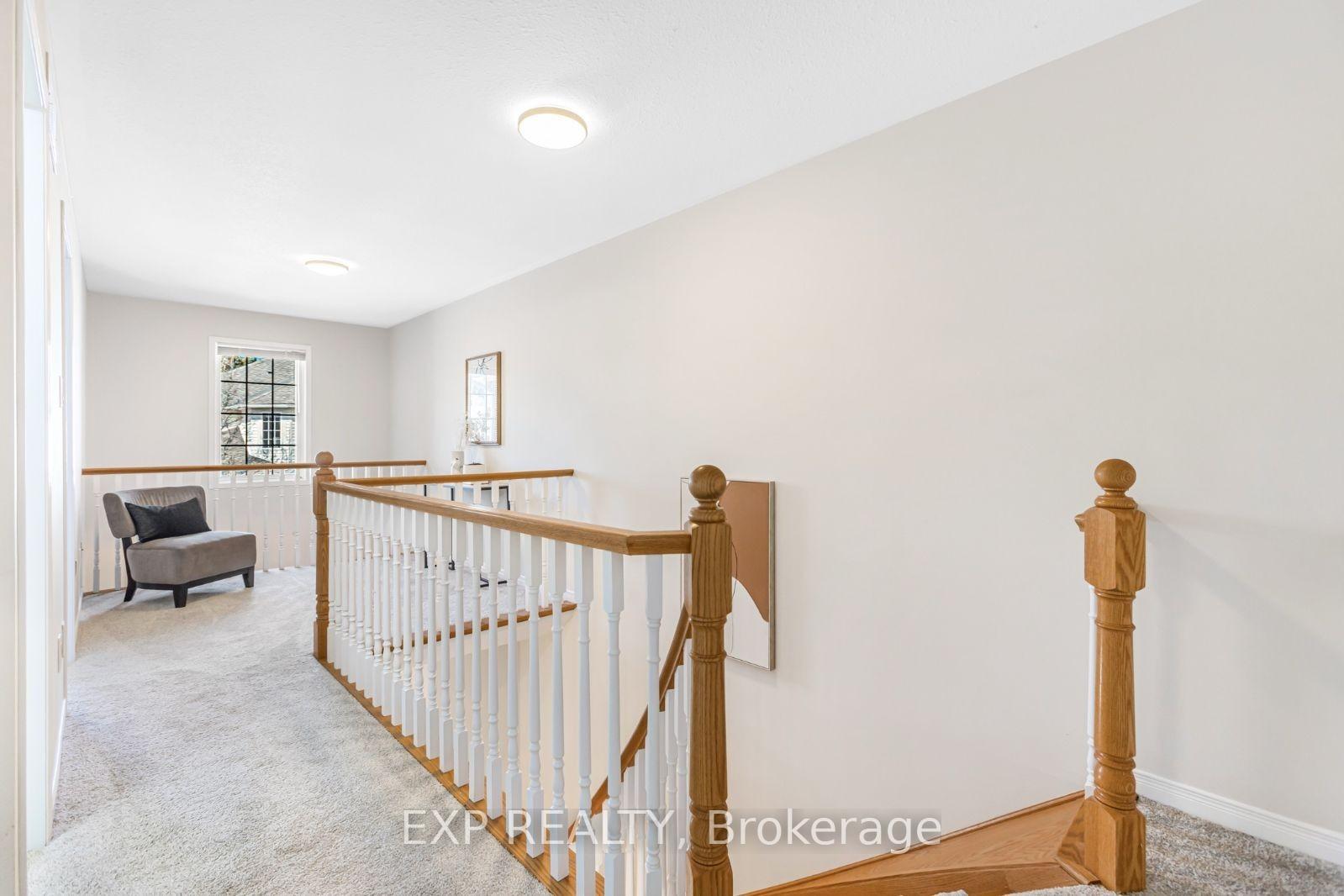 Photo 10 of Unit 10, 81 Valridge Drive, Hamilton, Ancaster — HOMEH