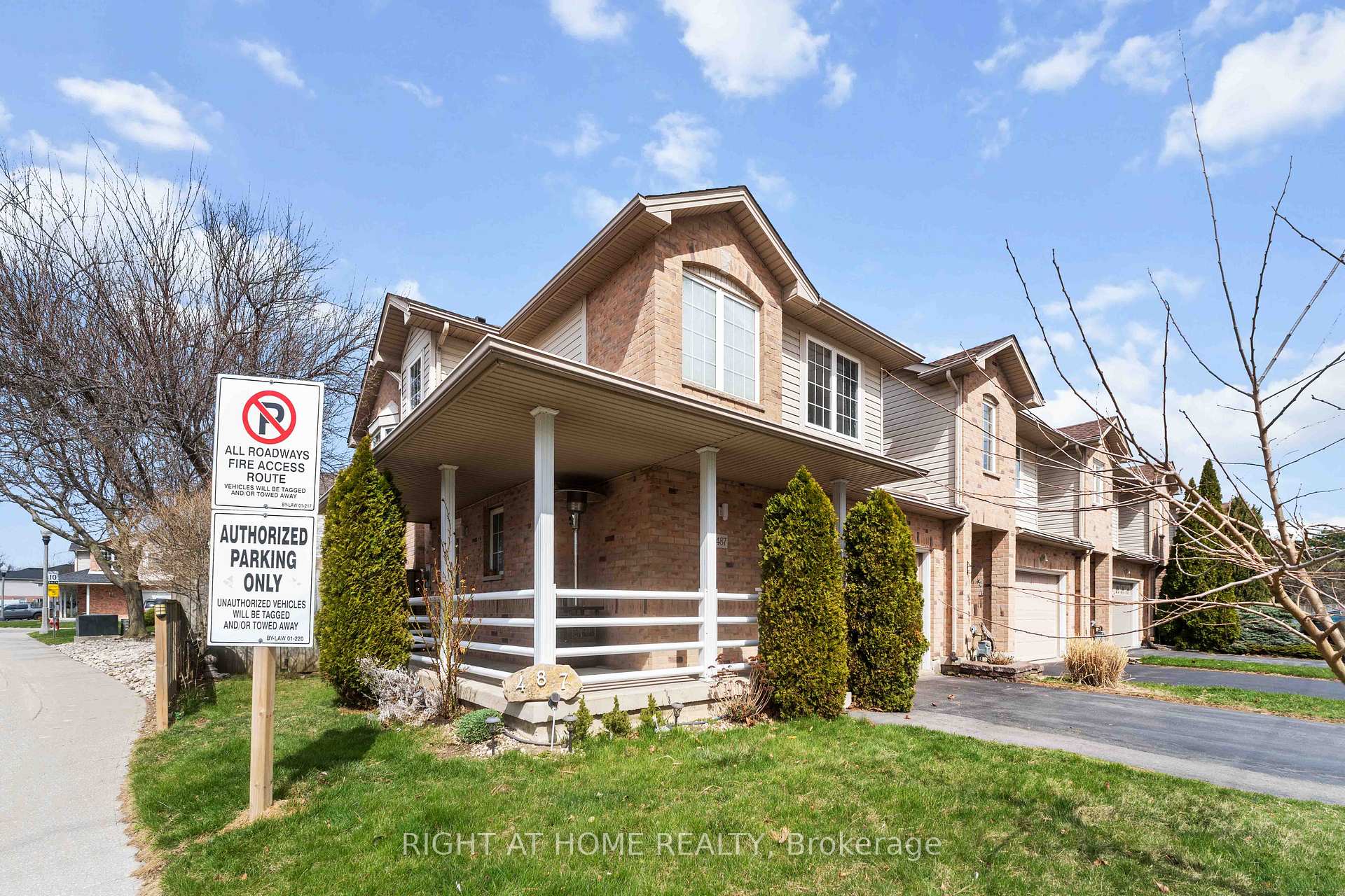 Photo 3 of 487 Green Road, Hamilton, Lakeshore — HOMEH