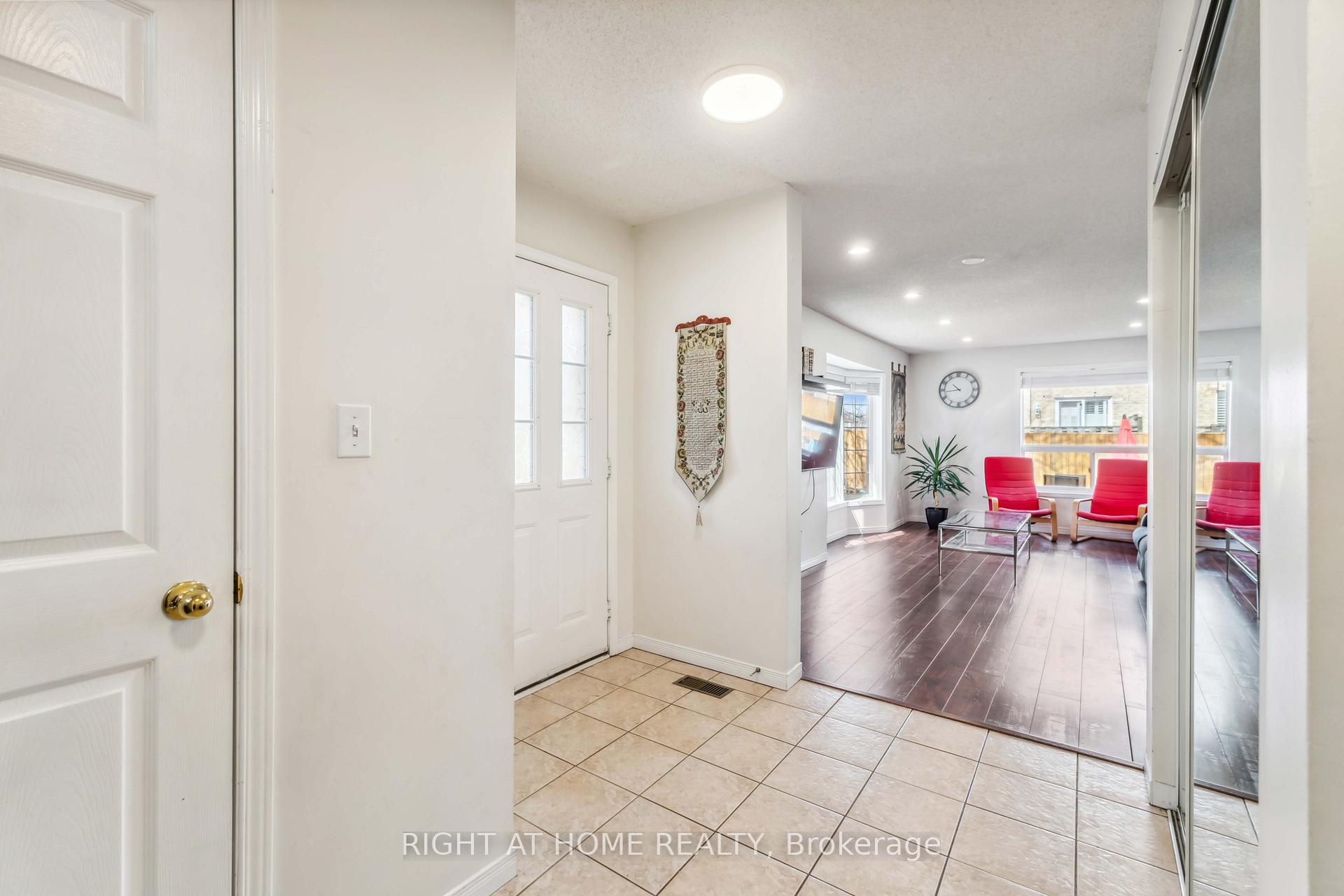 Photo 10 of 487 Green Road, Hamilton, Lakeshore — HOMEH