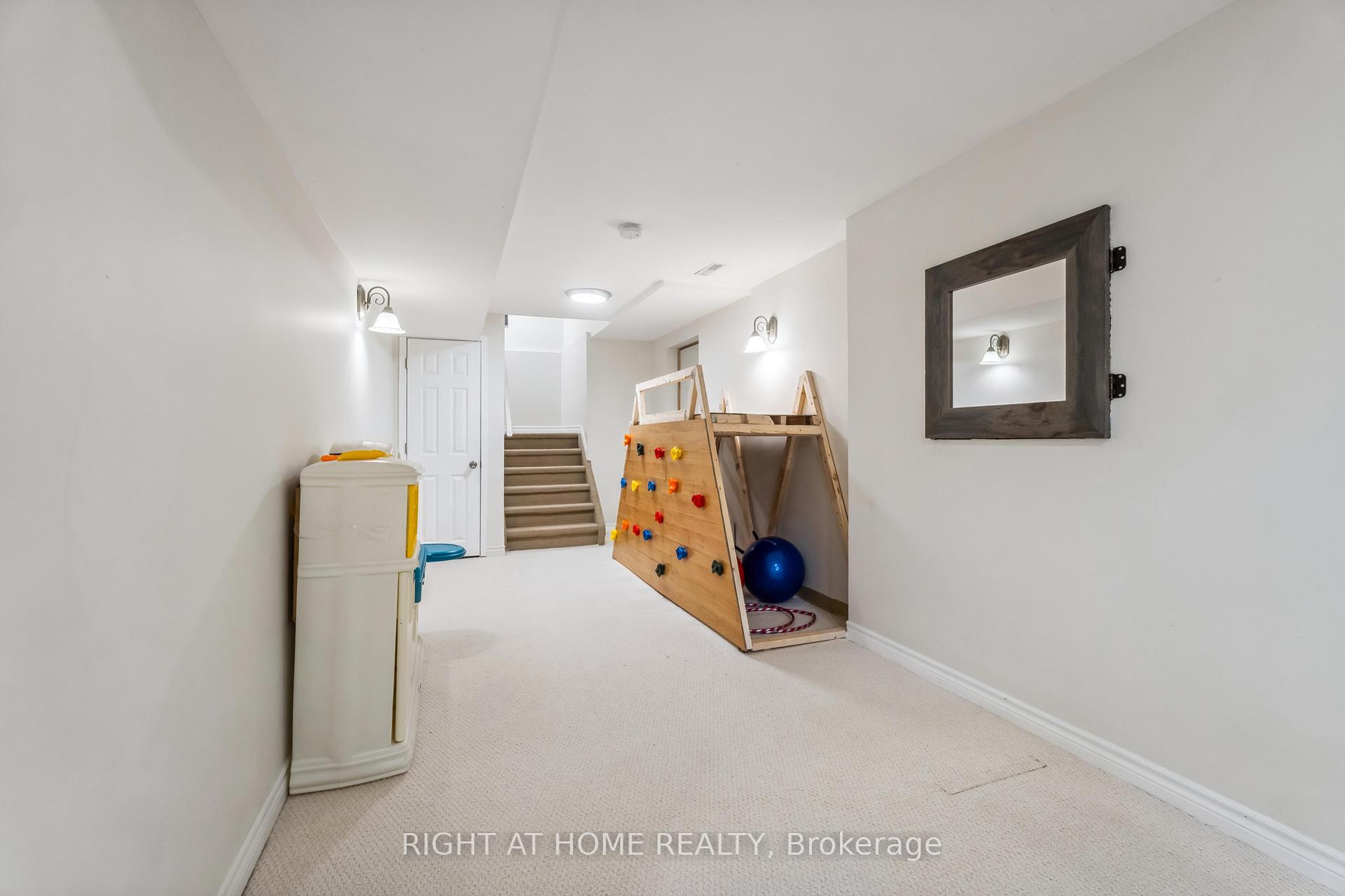 Photo 33 of 487 Green Road, Hamilton, Lakeshore — HOMEH