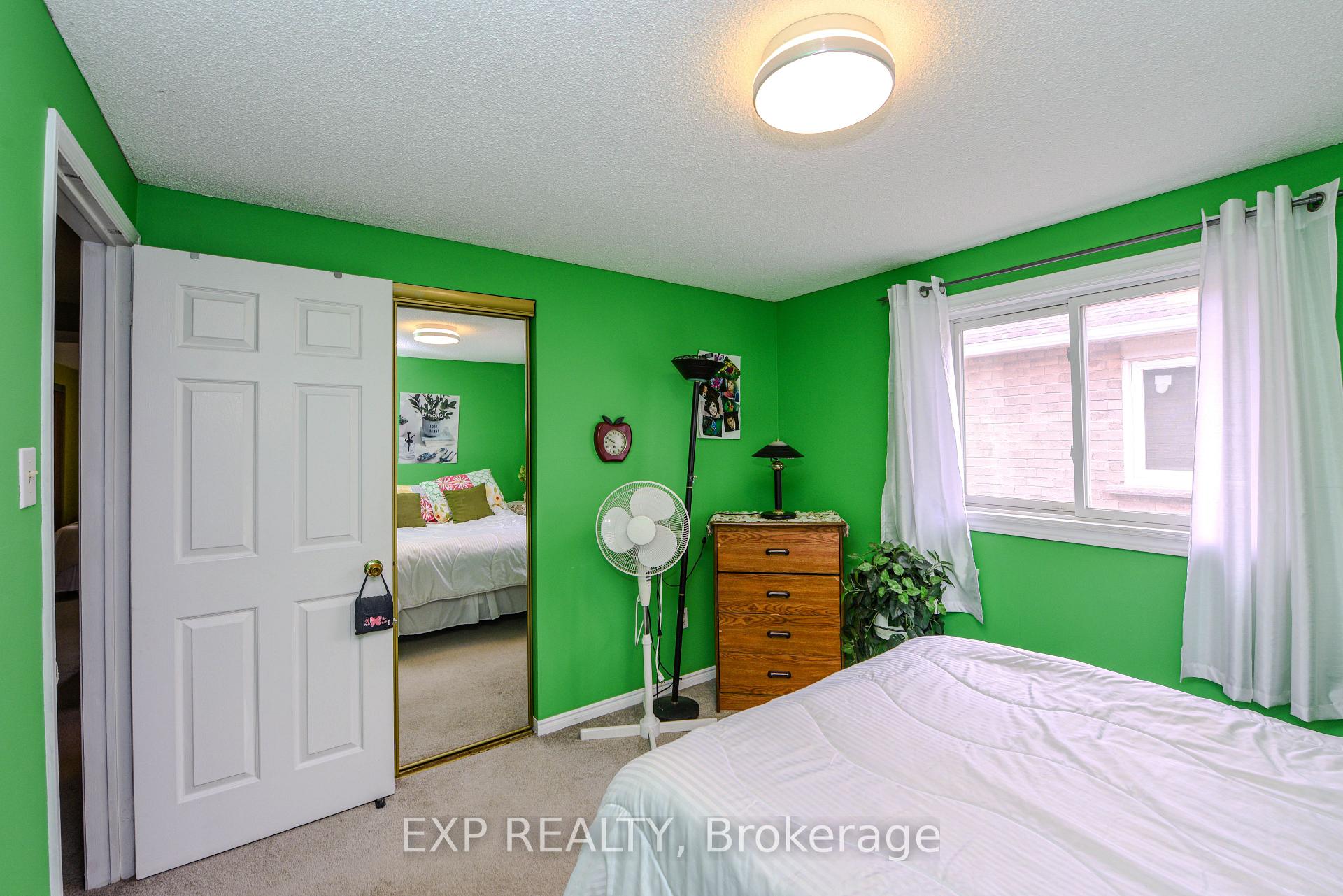 Photo 22 of 23 Sandmere Avenue, Brampton, Heart Lake West — HOMEH
