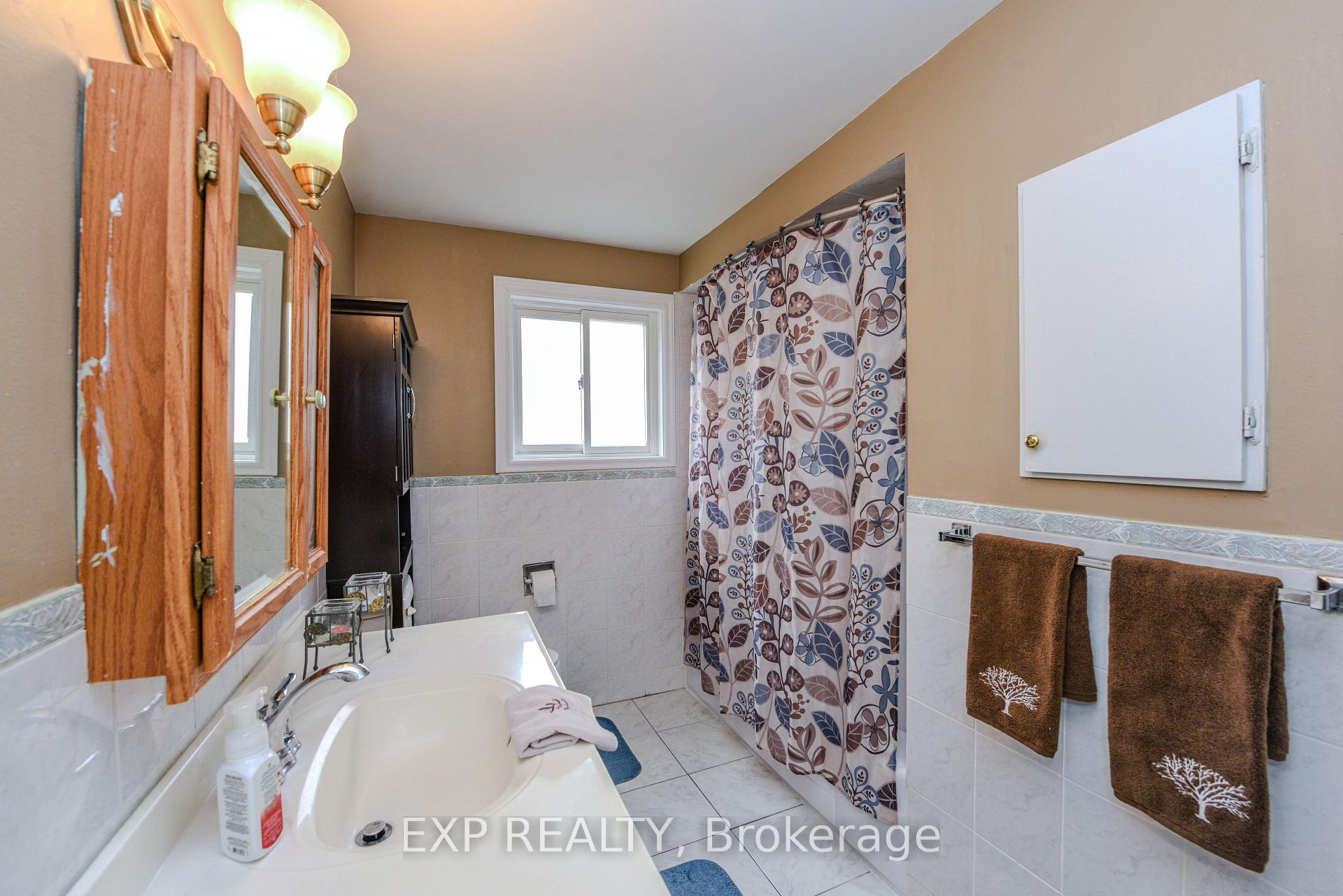 Photo 27 of 23 Sandmere Avenue, Brampton, Heart Lake West — HOMEH