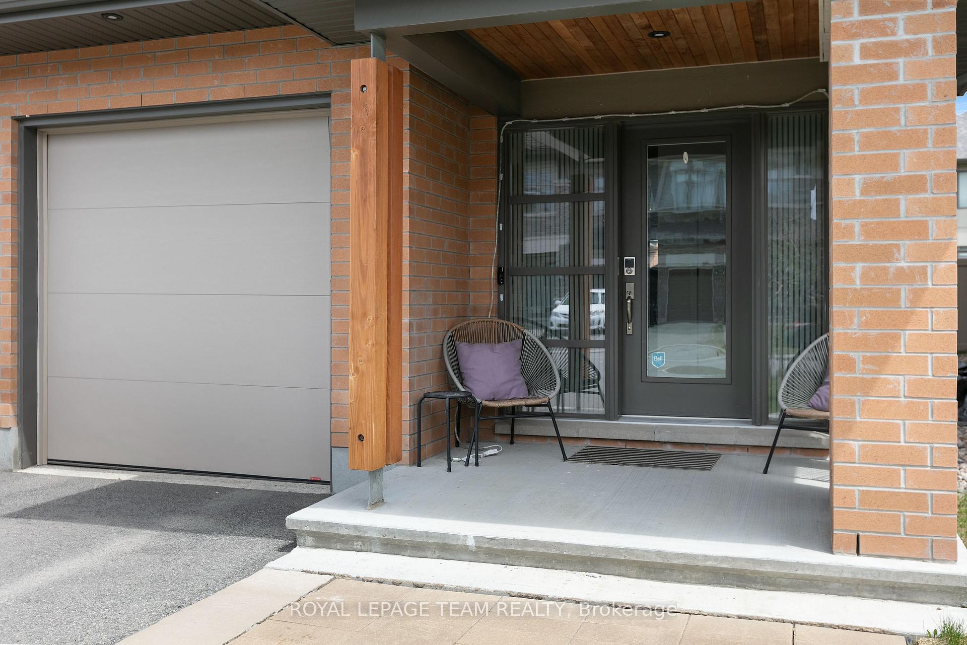 Photo 3 of 713 Guardian Grove, Ottawa, Riverside South/Gloucester Glen — HOMEH
