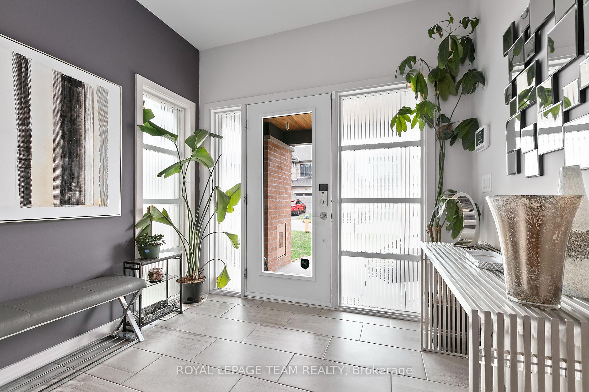 Photo 6 of 713 Guardian Grove, Ottawa, Riverside South/Gloucester Glen — HOMEH