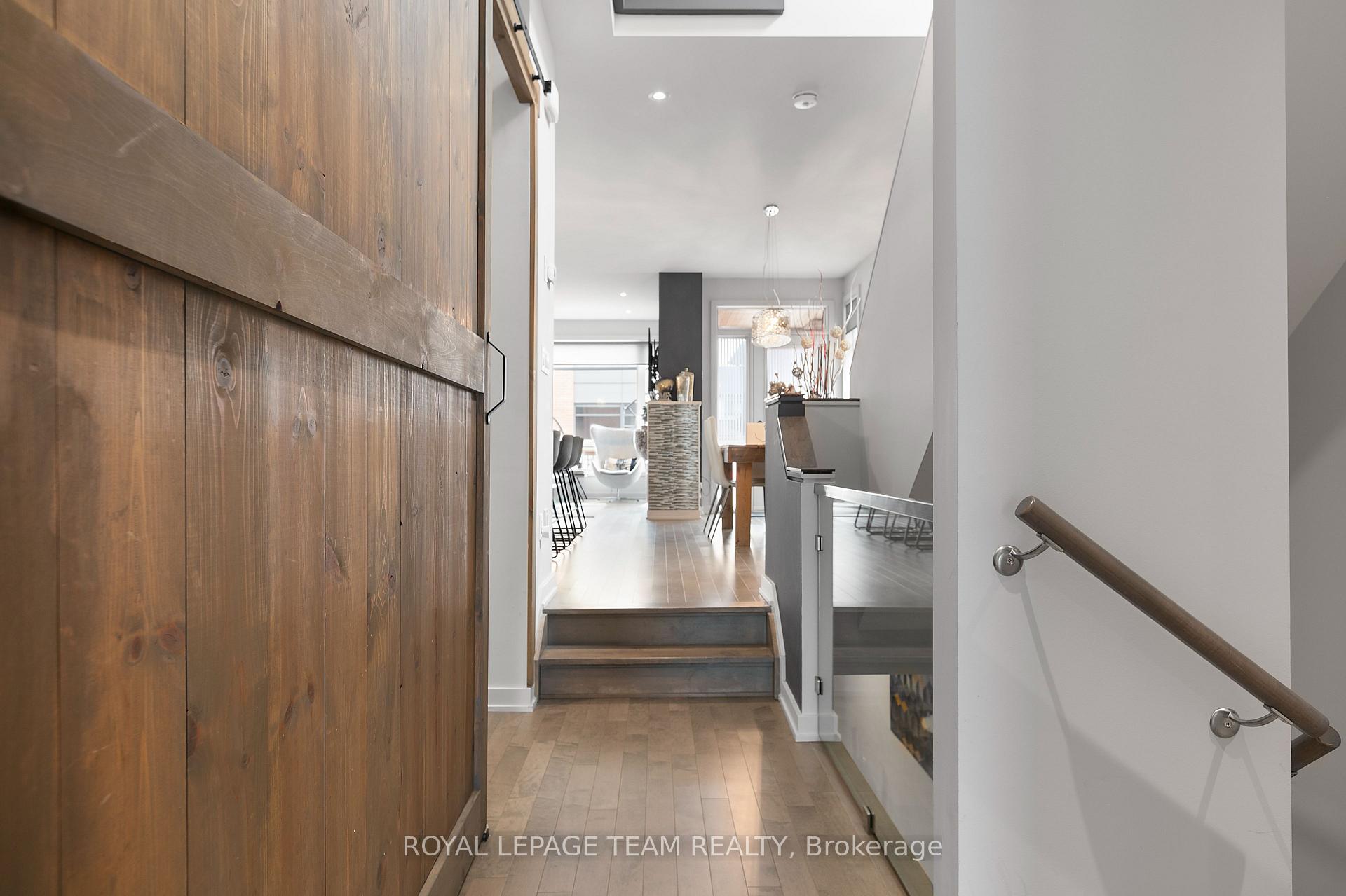 Photo 9 of 713 Guardian Grove, Ottawa, Riverside South/Gloucester Glen — HOMEH
