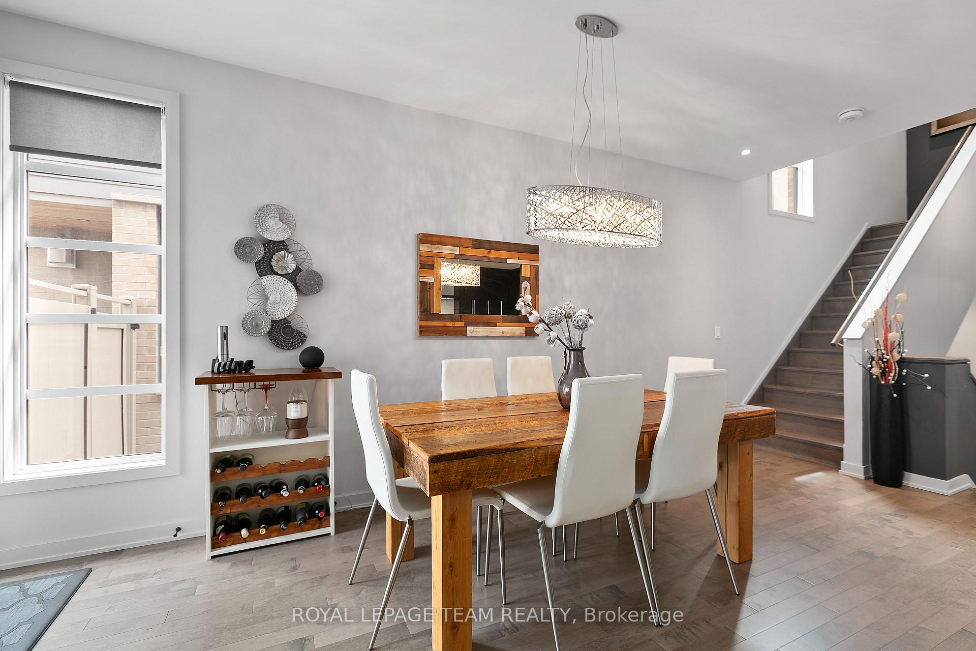 Photo 13 of 713 Guardian Grove, Ottawa, Riverside South/Gloucester Glen — HOMEH