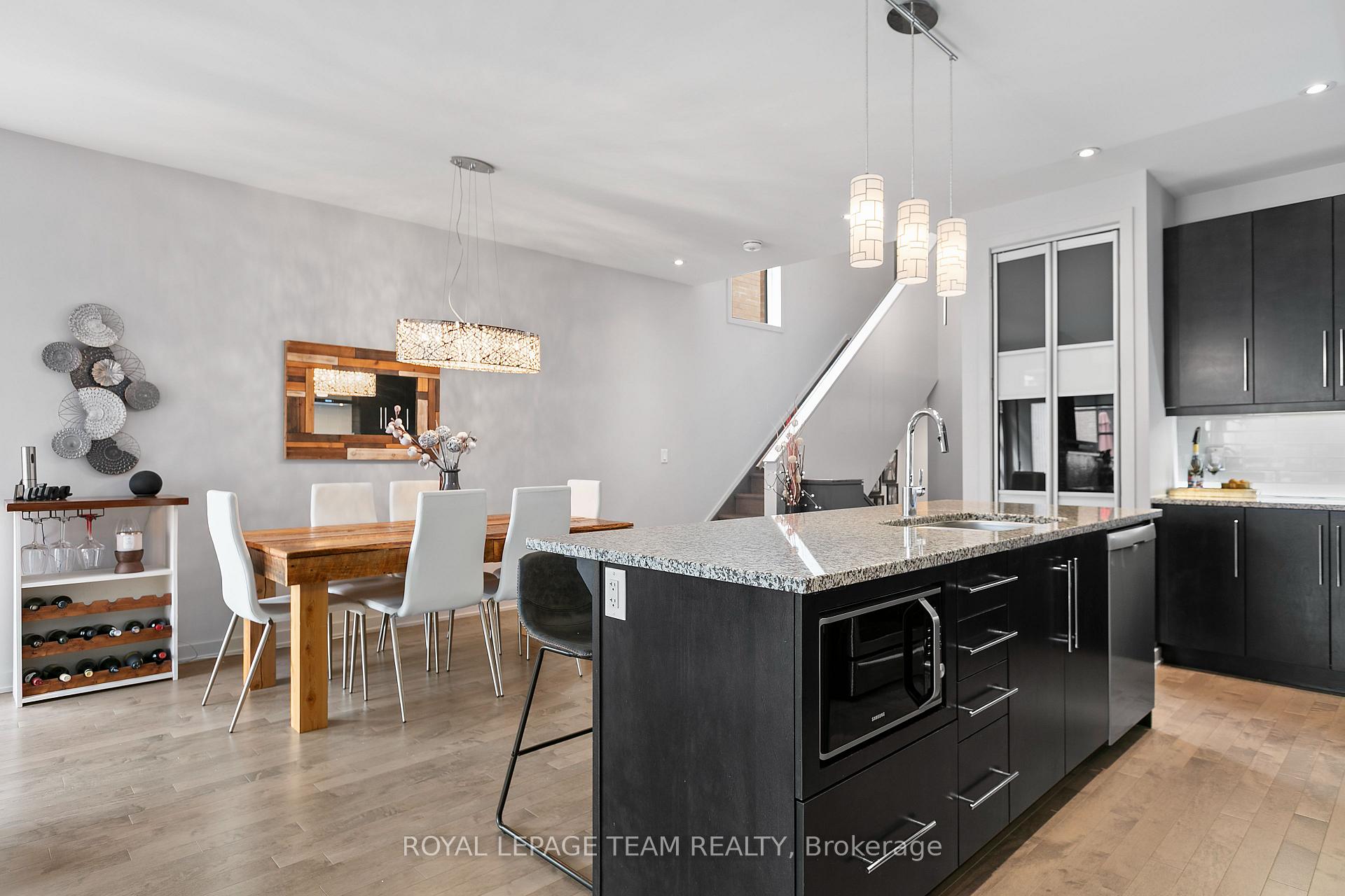 Photo 16 of 713 Guardian Grove, Ottawa, Riverside South/Gloucester Glen — HOMEH