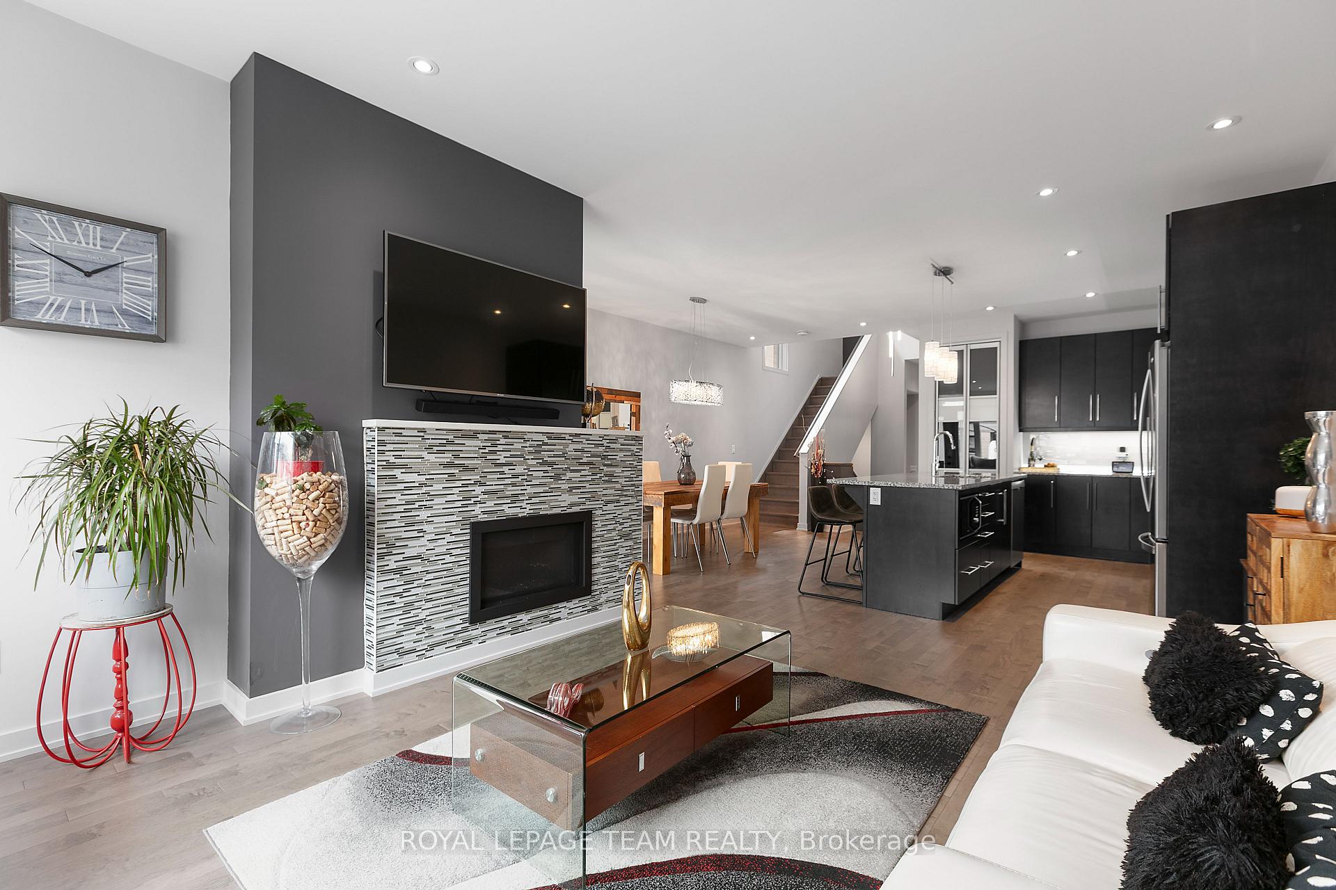 Photo 24 of 713 Guardian Grove, Ottawa, Riverside South/Gloucester Glen — HOMEH