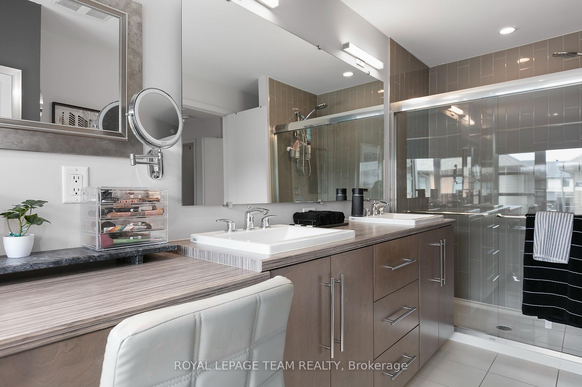 Photo 32 of 713 Guardian Grove, Ottawa, Riverside South/Gloucester Glen — HOMEH