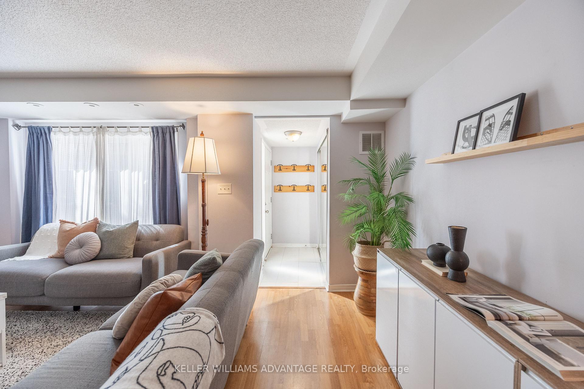 Photo 4 of 33 Florence Wyle Lane, Toronto, South Riverdale — HOMEH