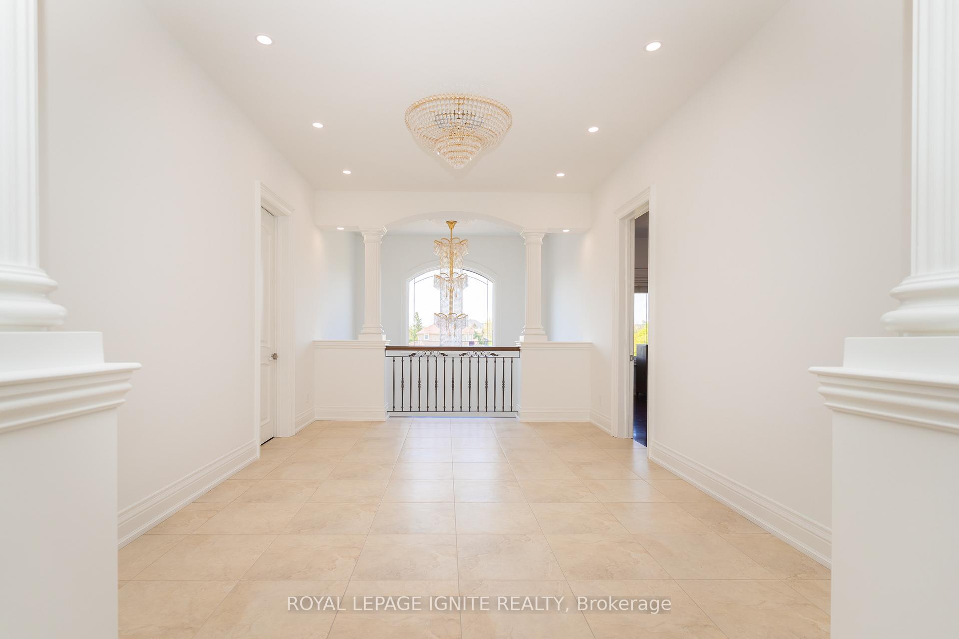 Photo 22 of 10 Everglade Drive, Brampton, Toronto Gore Rural Estate — HOMEH