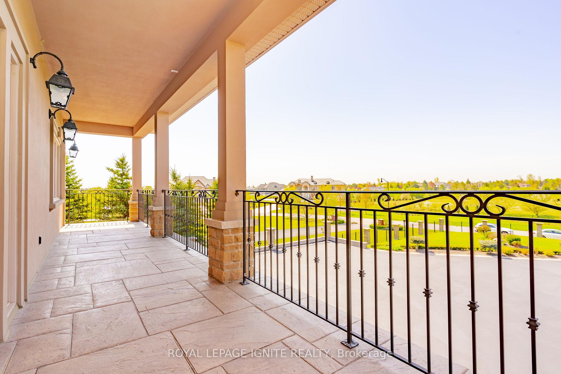 Photo 29 of 10 Everglade Drive, Brampton, Toronto Gore Rural Estate — HOMEH