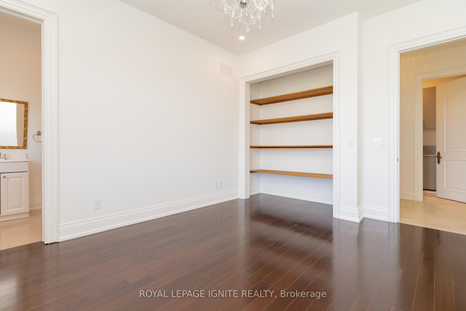 Photo 34 of 10 Everglade Drive, Brampton, Toronto Gore Rural Estate — HOMEH