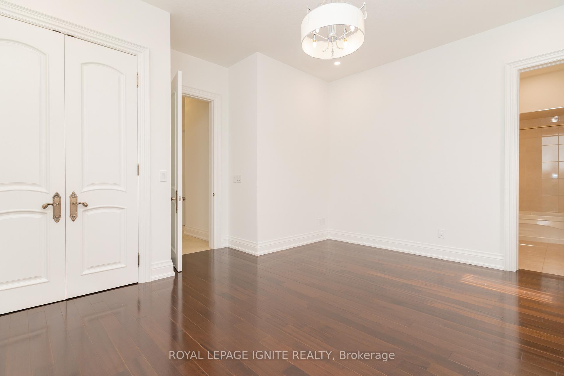 Photo 37 of 10 Everglade Drive, Brampton, Toronto Gore Rural Estate — HOMEH