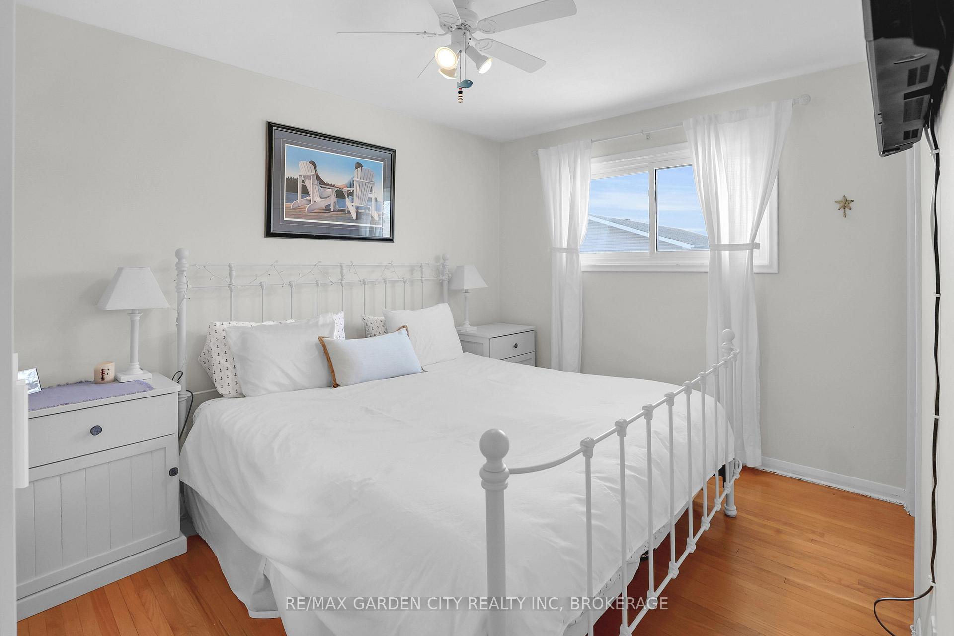 Photo 12 of 41 Howard Avenue, St. Catharines, Lakeport — HOMEH