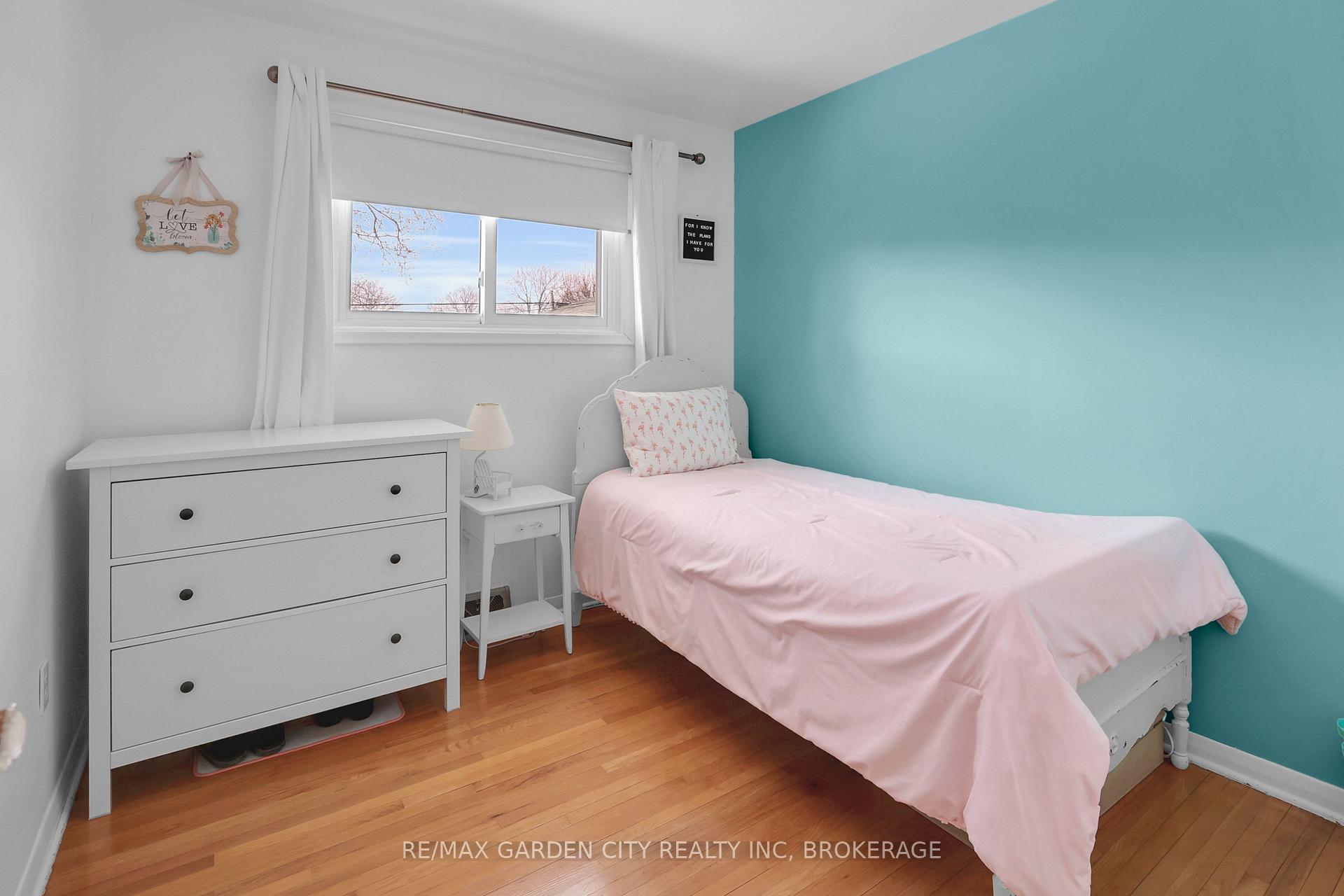 Photo 15 of 41 Howard Avenue, St. Catharines, Lakeport — HOMEH