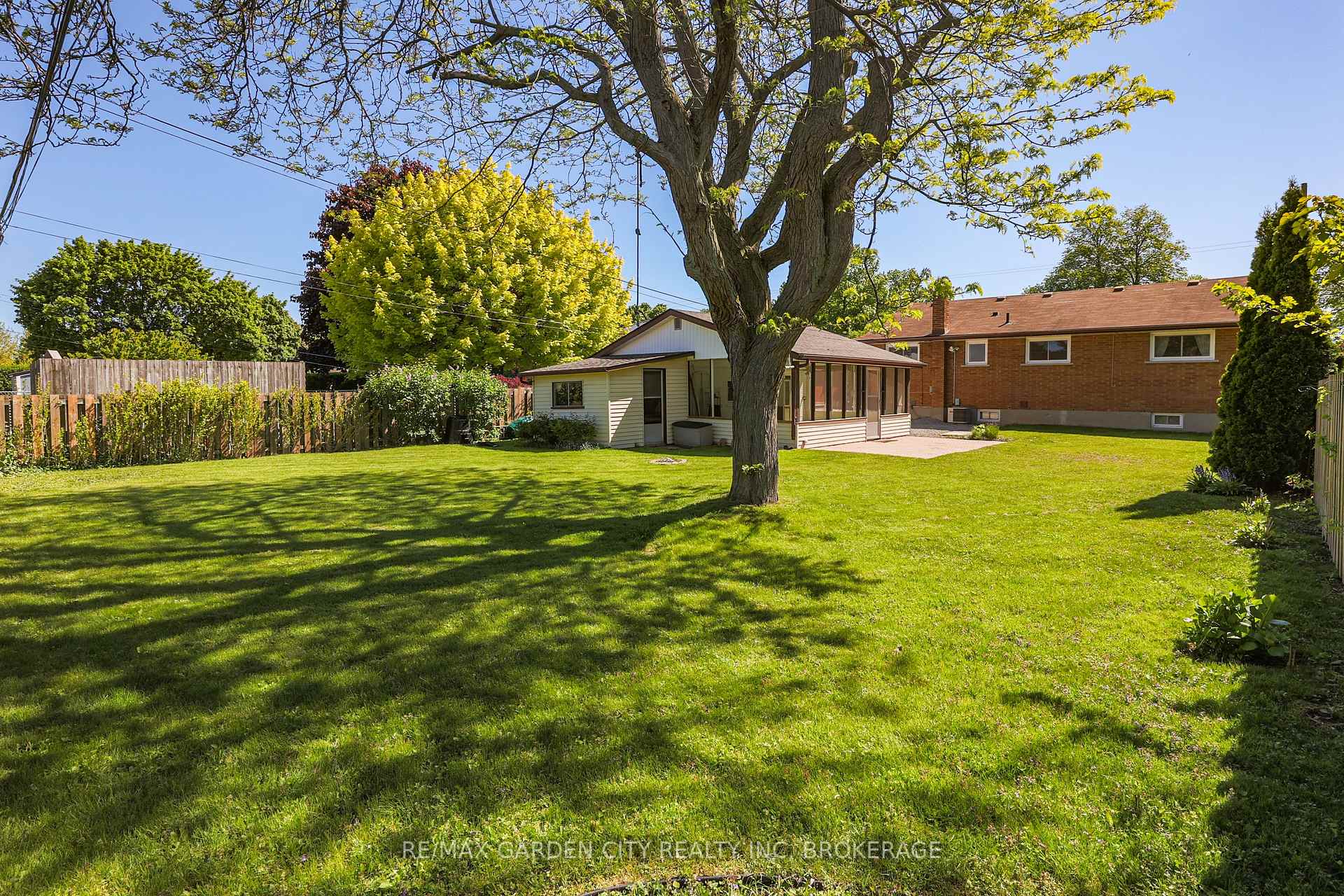 Photo 34 of 41 Howard Avenue, St. Catharines, Lakeport — HOMEH