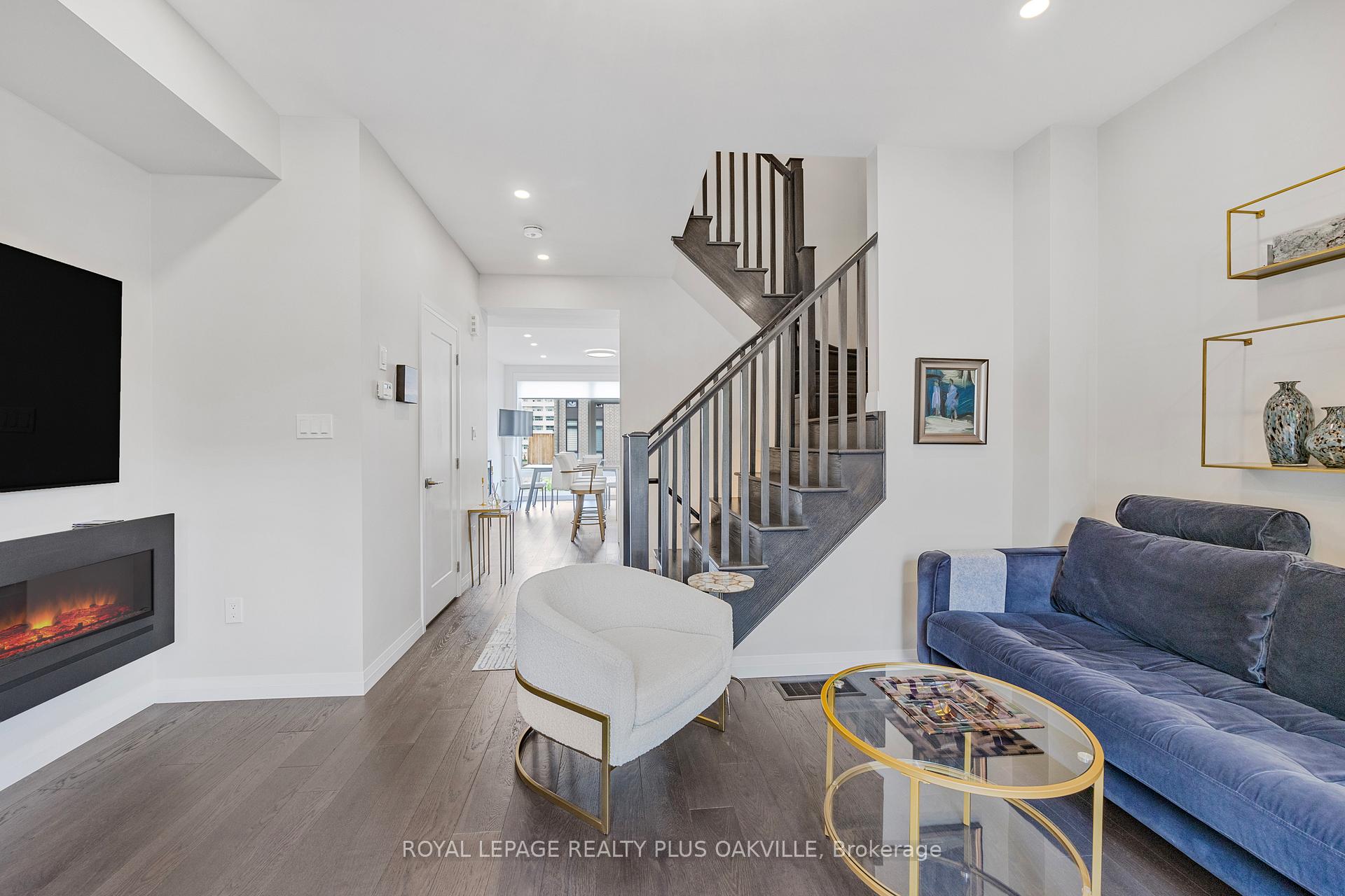 Photo 3 of Unit 18, 270 Melvin Avenue, Hamilton, McQuesten — HOMEH