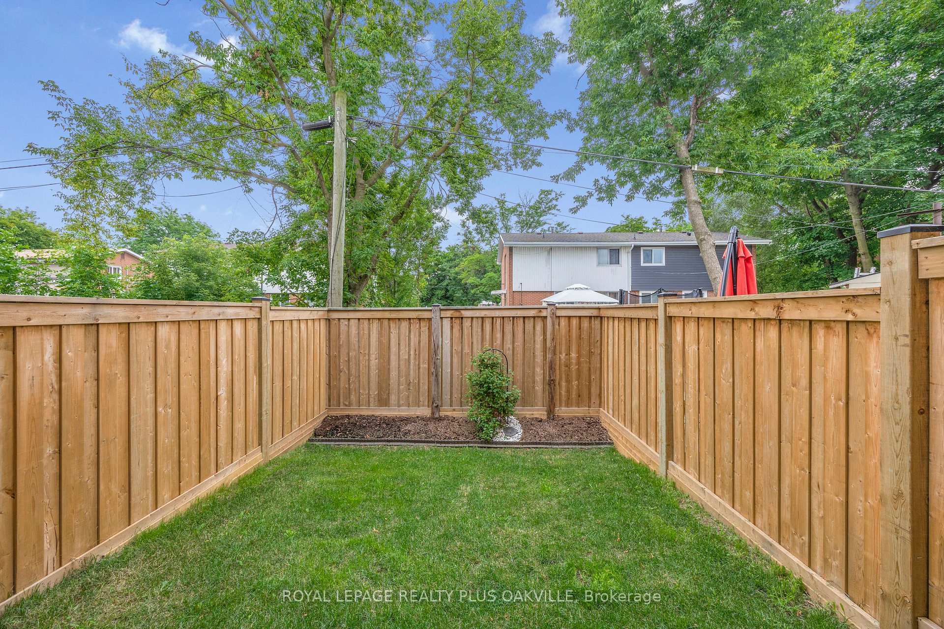 Photo 14 of Unit 18, 270 Melvin Avenue, Hamilton, McQuesten — HOMEH