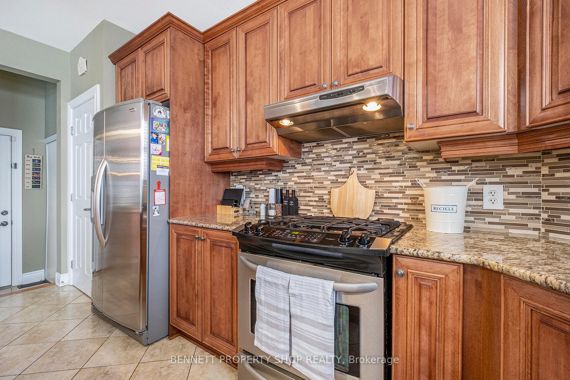 Photo 6 of 173 Sonesta Circle N, Ottawa, Stittsville (North) — HOMEH