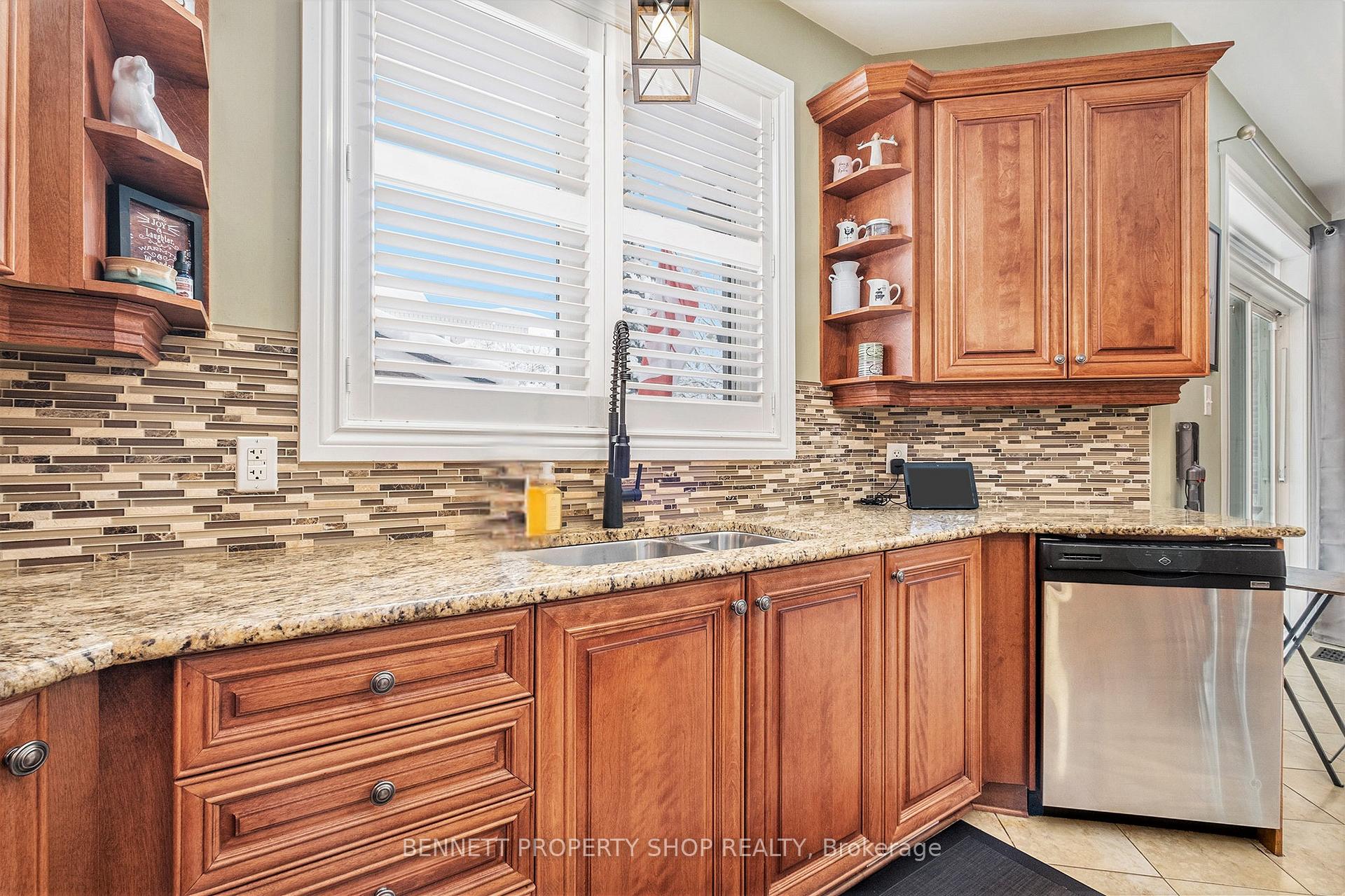 Photo 7 of 173 Sonesta Circle N, Ottawa, Stittsville (North) — HOMEH