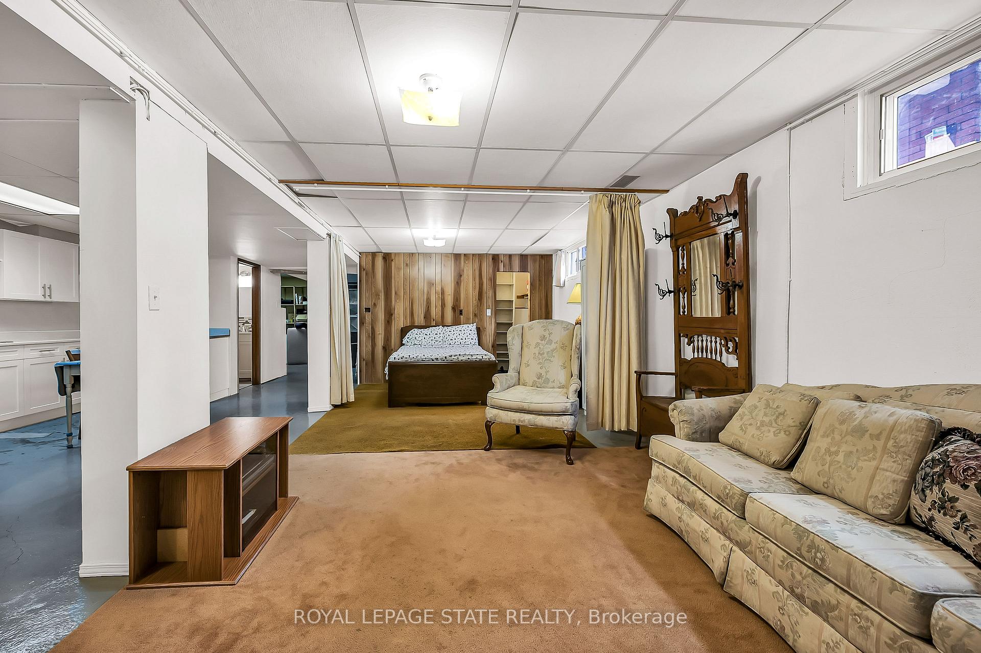 Photo 18 of 24 St Clair Avenue, Hamilton, Gibson — HOMEH