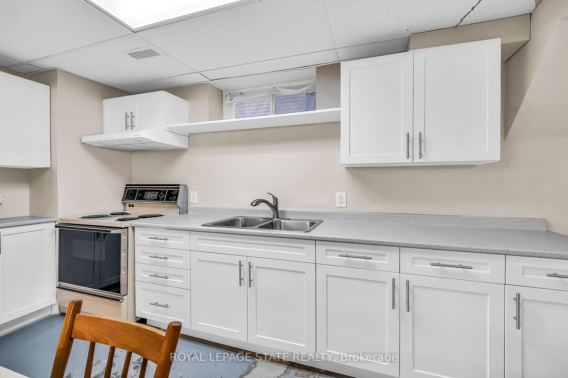 Photo 25 of 24 St Clair Avenue, Hamilton, Gibson — HOMEH