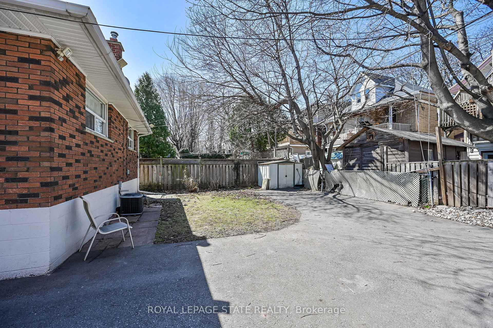 Photo 31 of 24 St Clair Avenue, Hamilton, Gibson — HOMEH