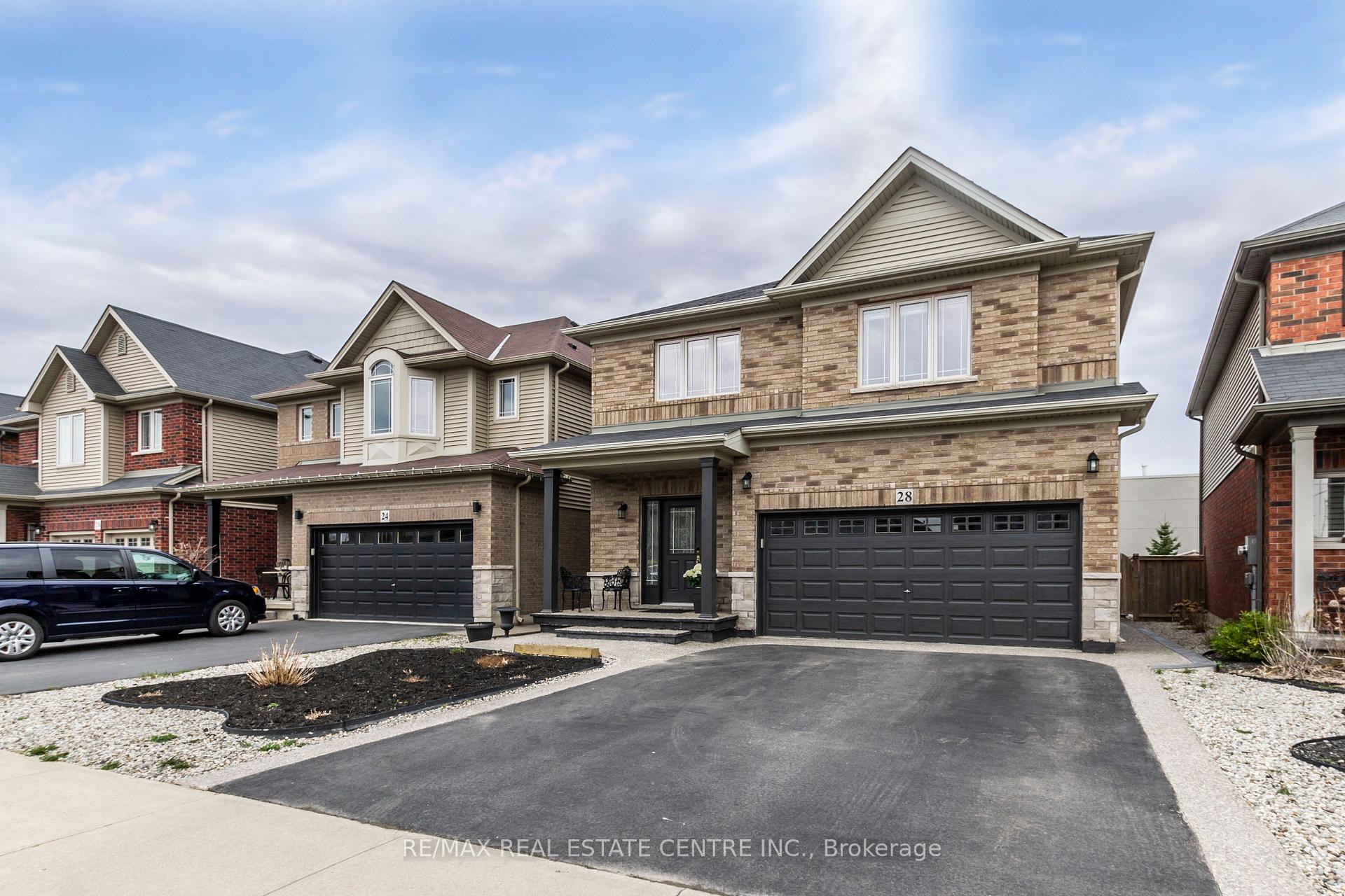 Photo 2 of 28 Chamomile Drive, Hamilton, Eleanor — HOMEH