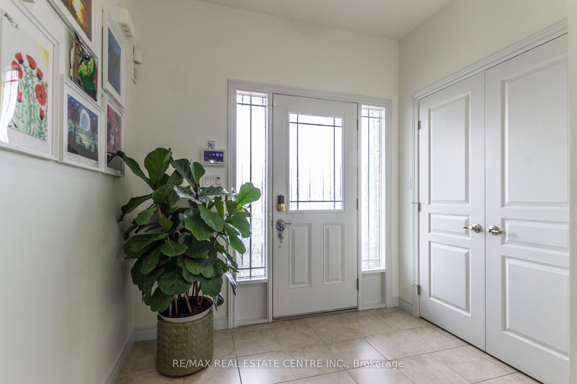 Photo 5 of 28 Chamomile Drive, Hamilton, Eleanor — HOMEH