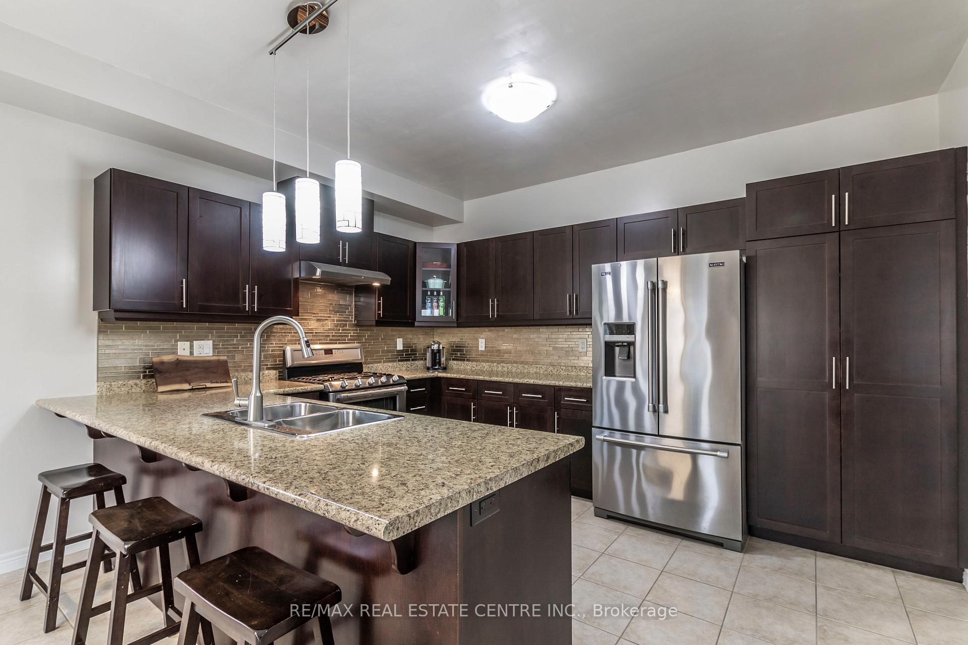 Photo 9 of 28 Chamomile Drive, Hamilton, Eleanor — HOMEH